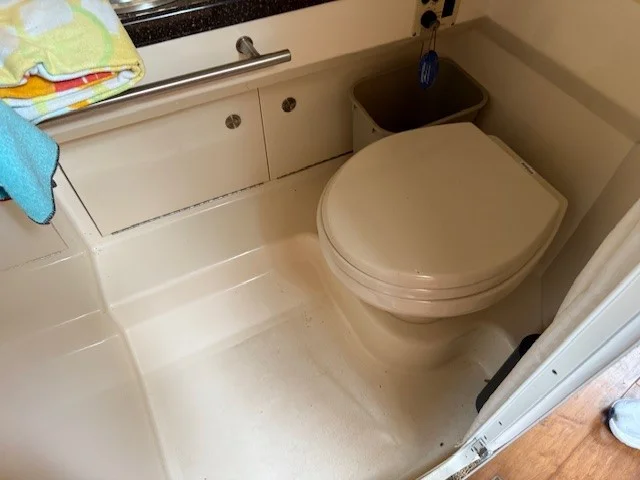 2014 Sea Ray 310 SUNDANCER Image Thumbnail #27