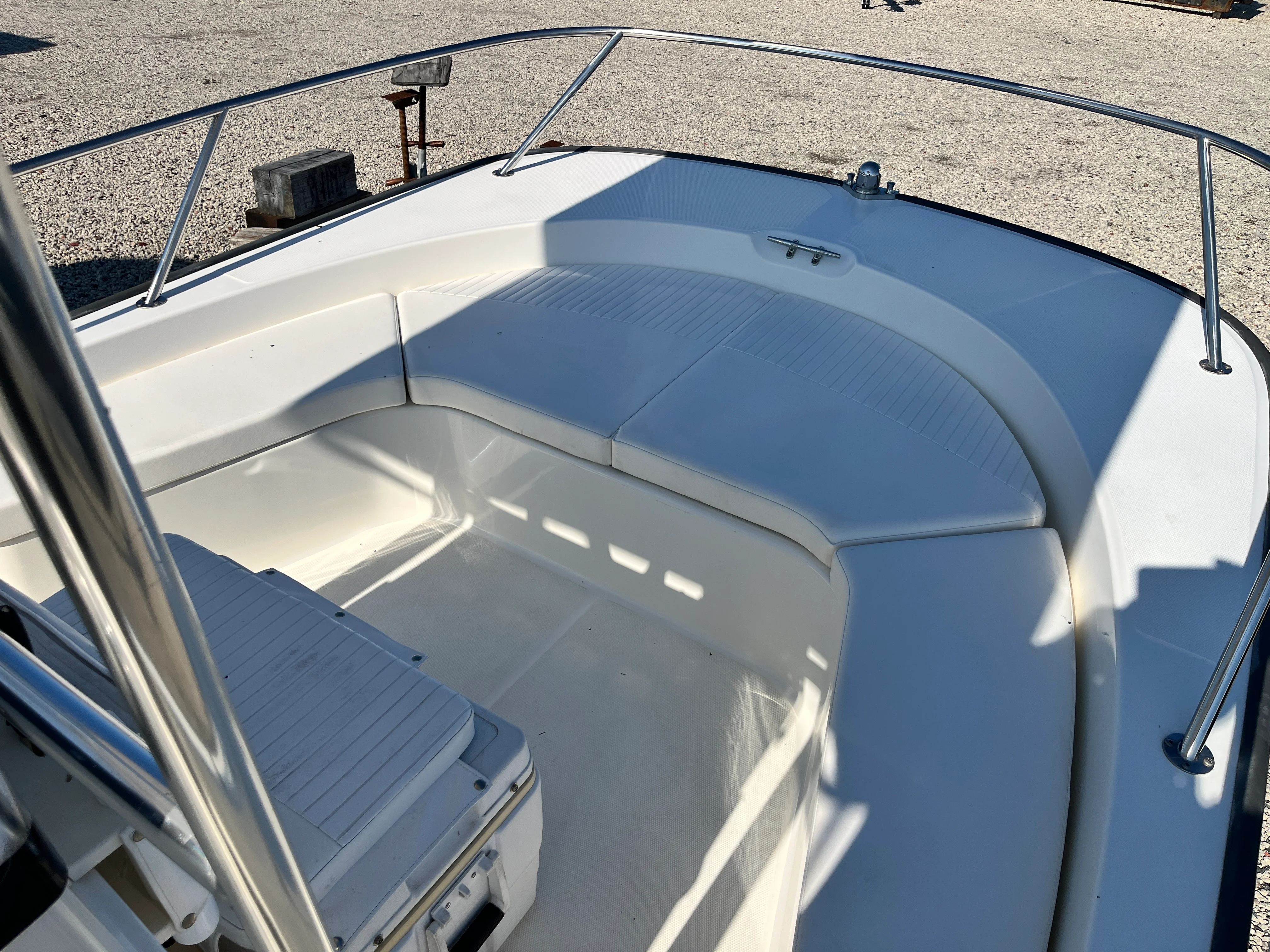 2014 Boston Whaler 190 MONTAUK Image Thumbnail #11