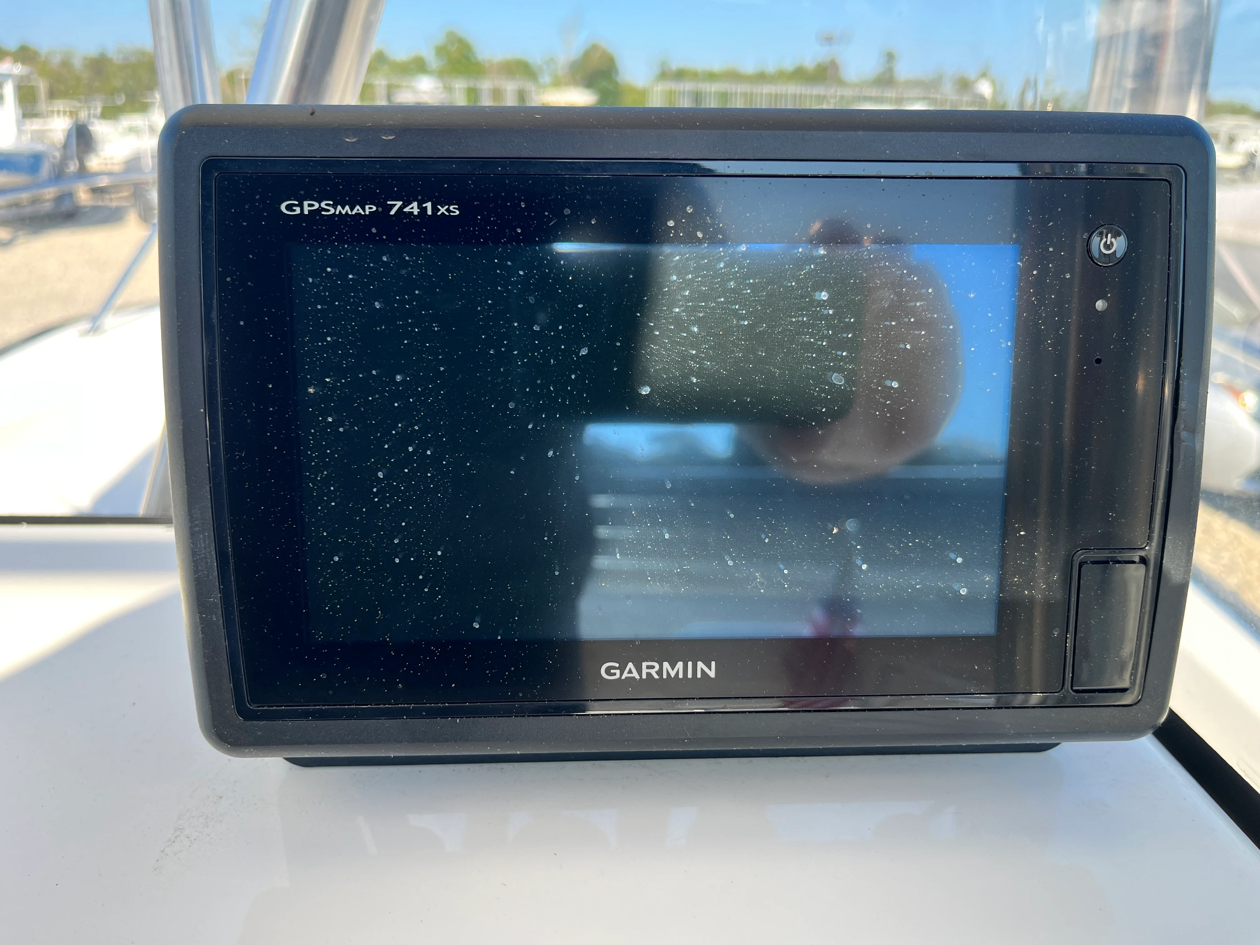 2014 Boston Whaler 190 MONTAUK Image Thumbnail #10