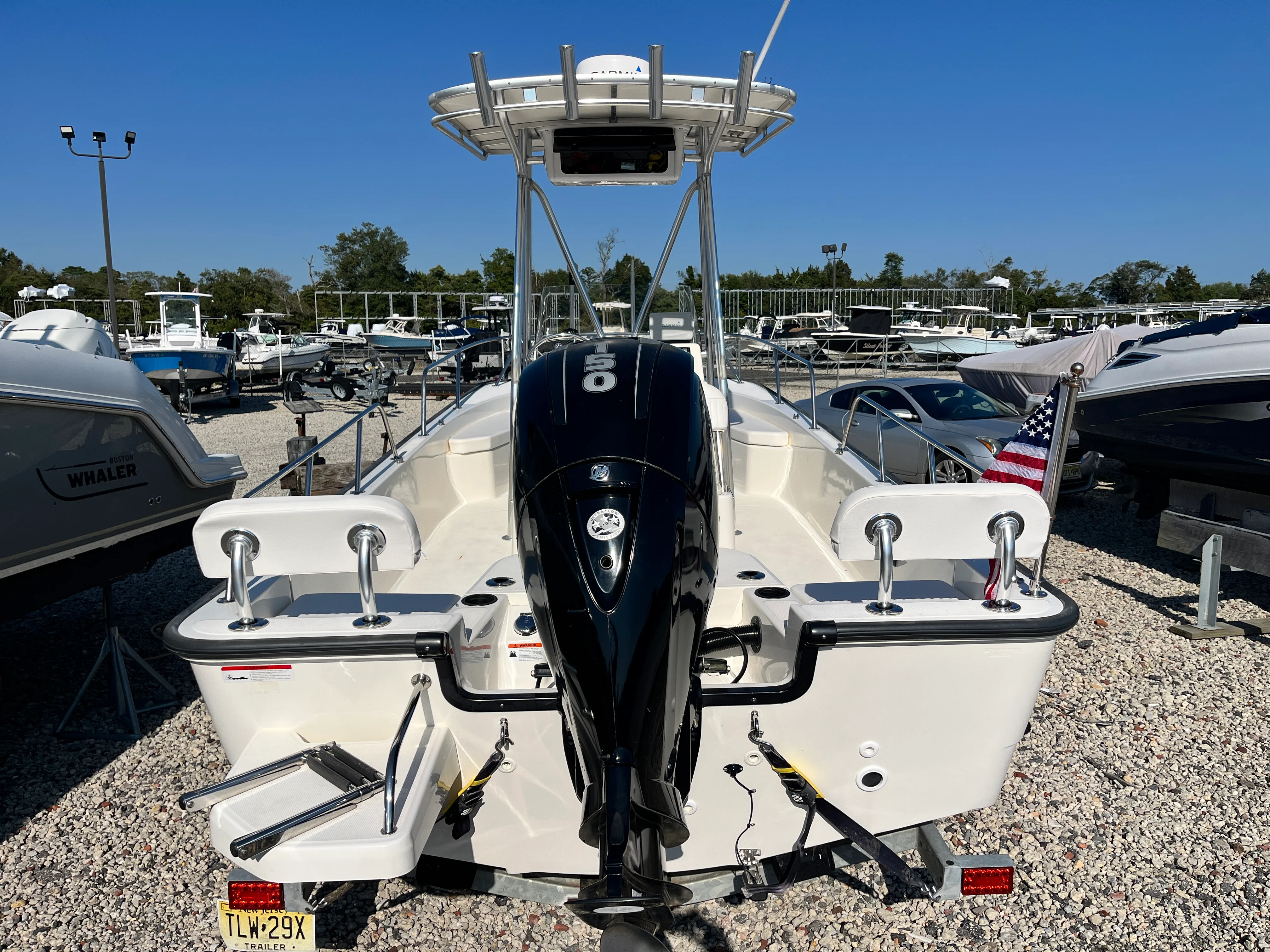 2014 Boston Whaler 190 MONTAUK Image Thumbnail #2