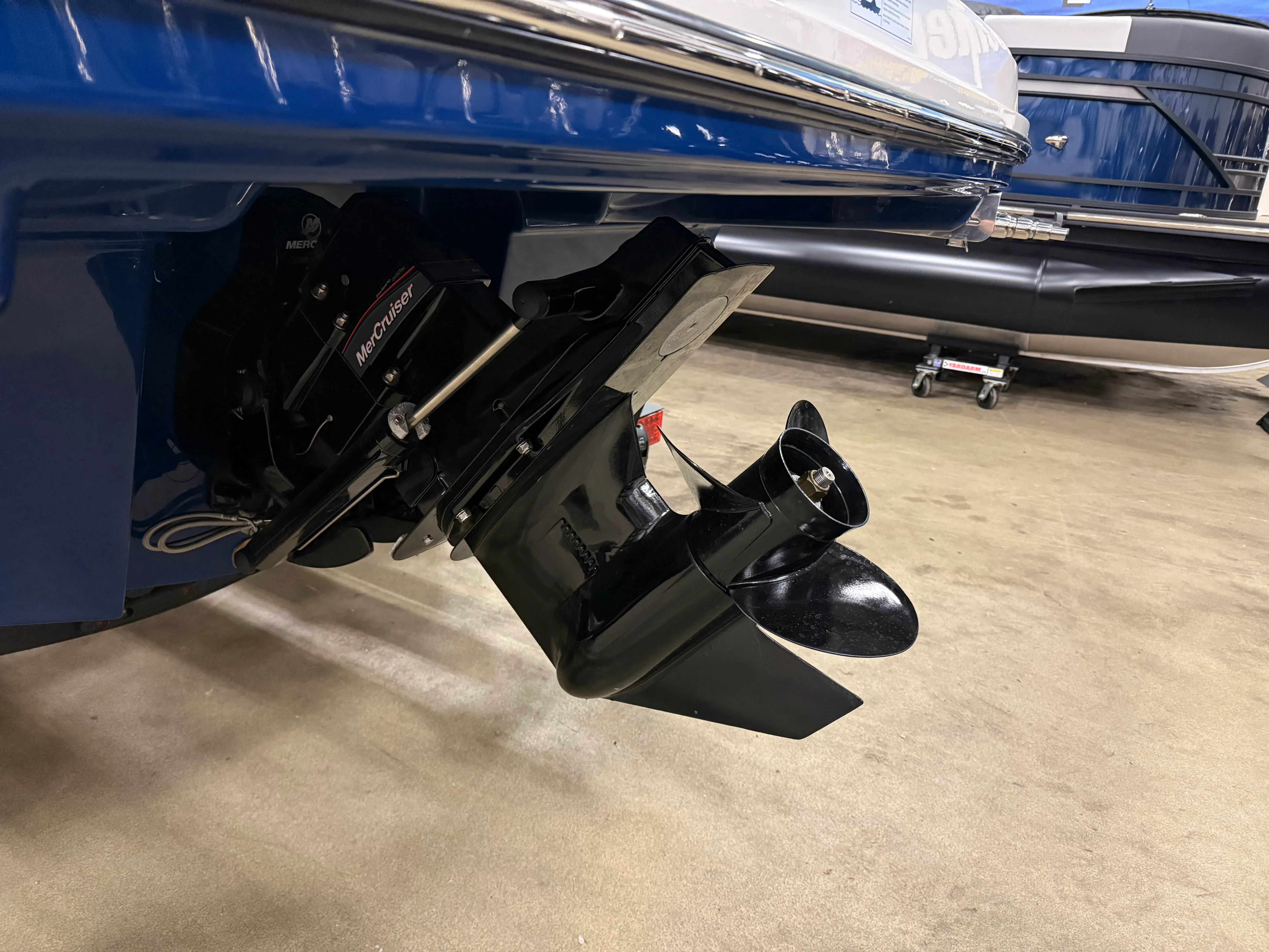 2022 Bayliner VR5 Bowrider I/O Image Thumbnail #3