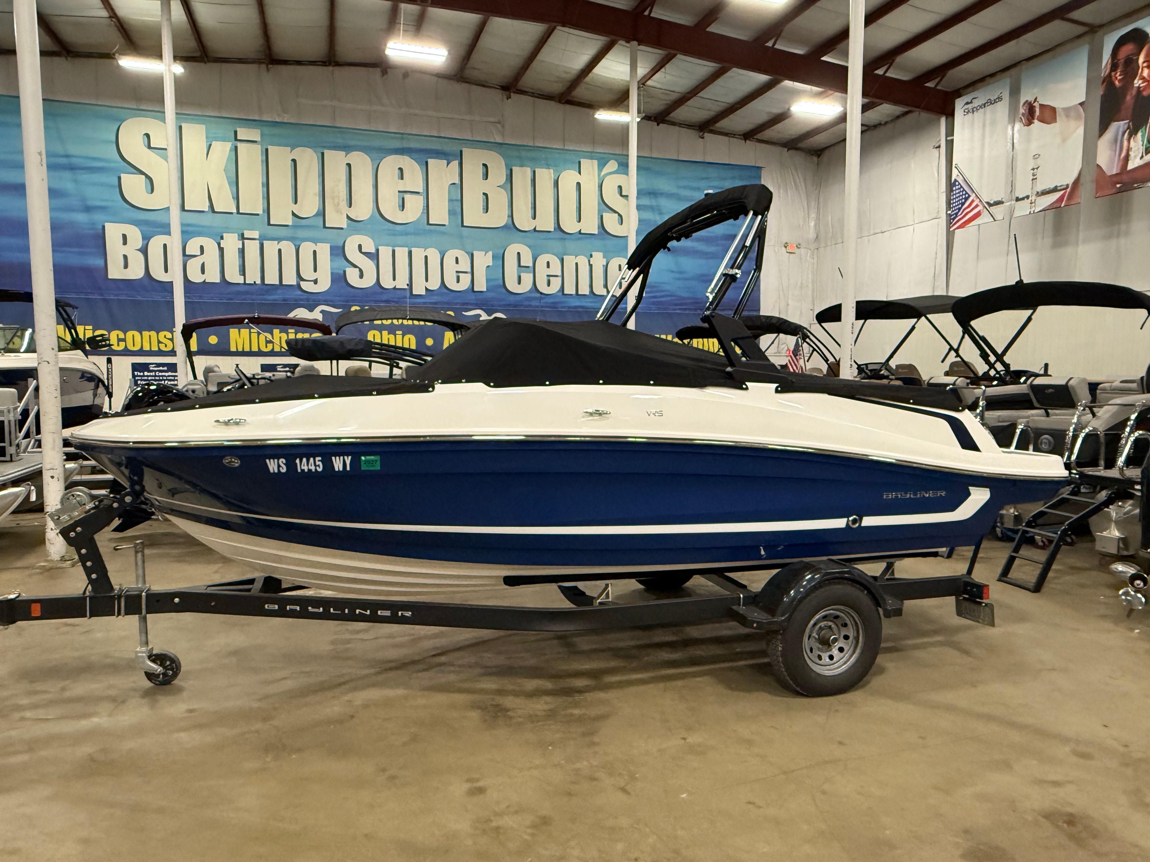 2022 Bayliner VR5 Bowrider I/O Image Thumbnail #23