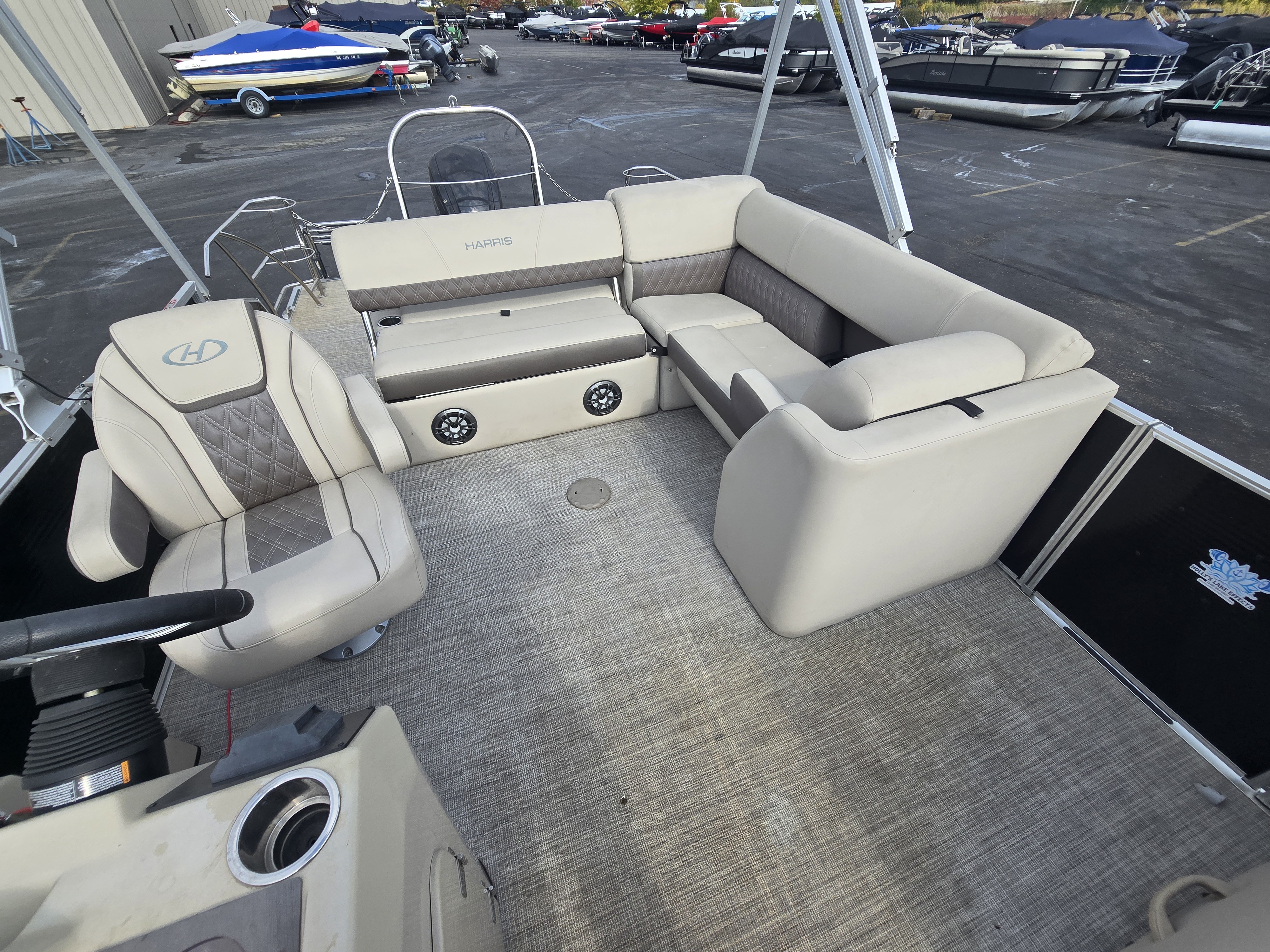 2021 Harris SUNLINER 210 Image Thumbnail #8