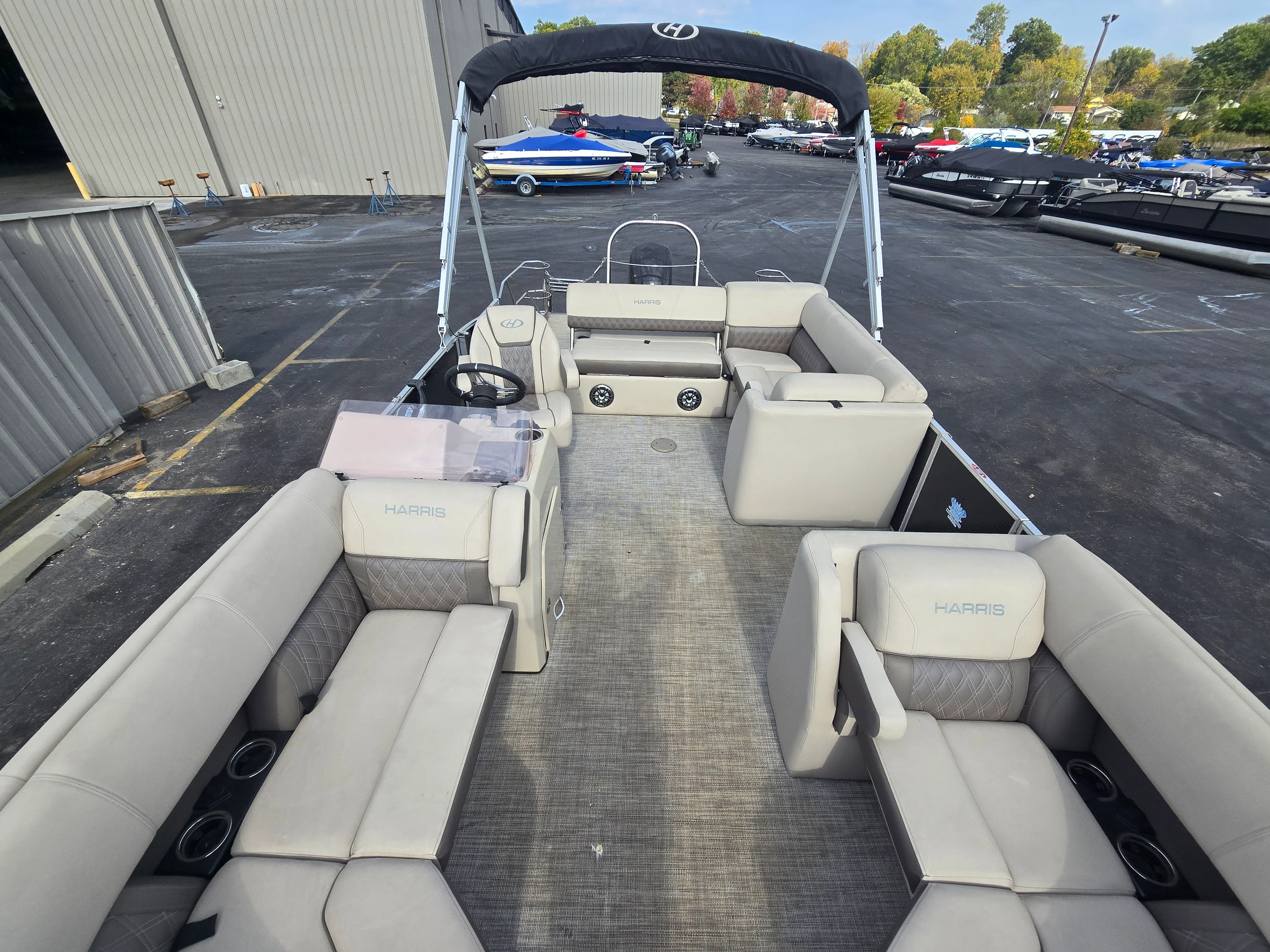 2021 Harris SUNLINER 210 Image Thumbnail #6