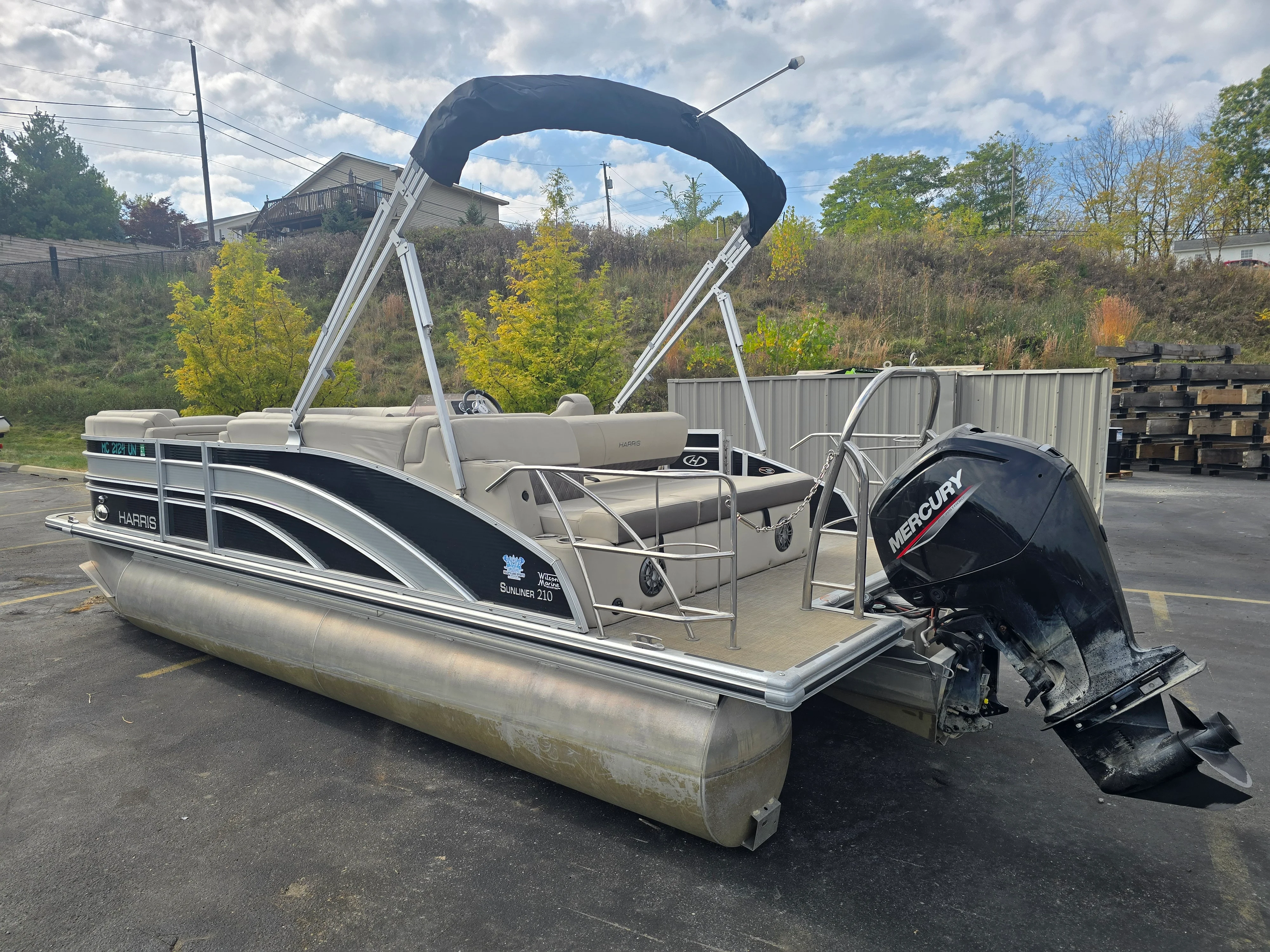 2021 Harris SUNLINER 210 Image Thumbnail #1