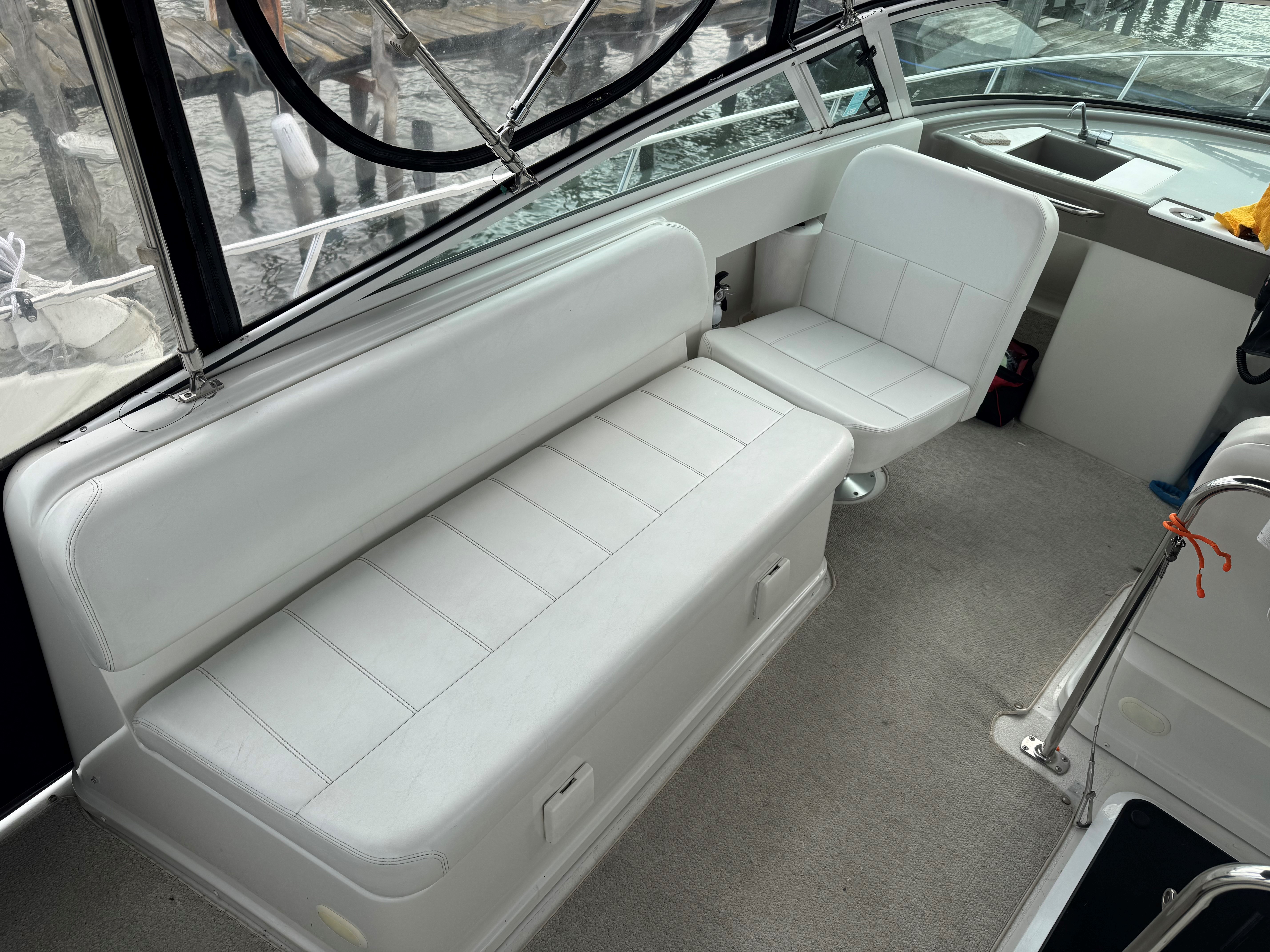 1998 Carver Yachts 350 MARINER Image Thumbnail #4