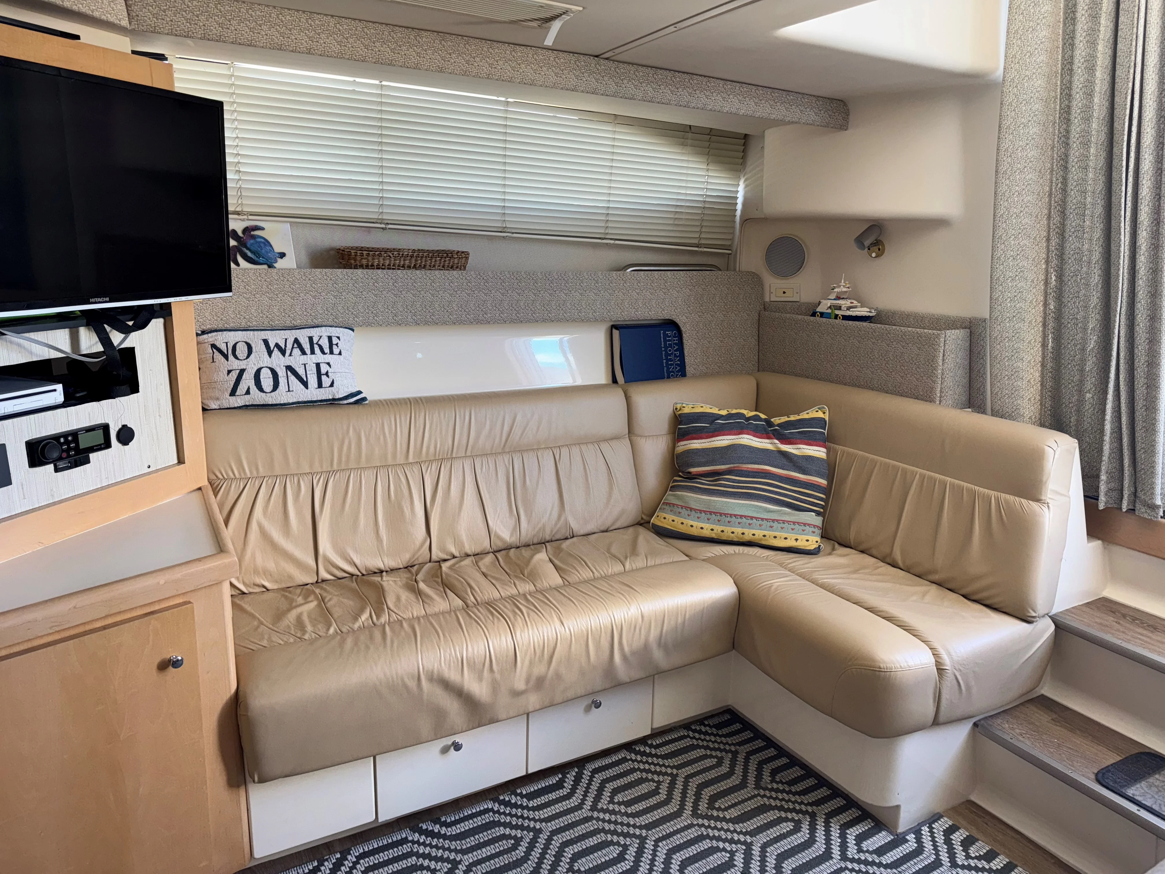 1998 Carver Yachts 350 MARINER Image Thumbnail #18