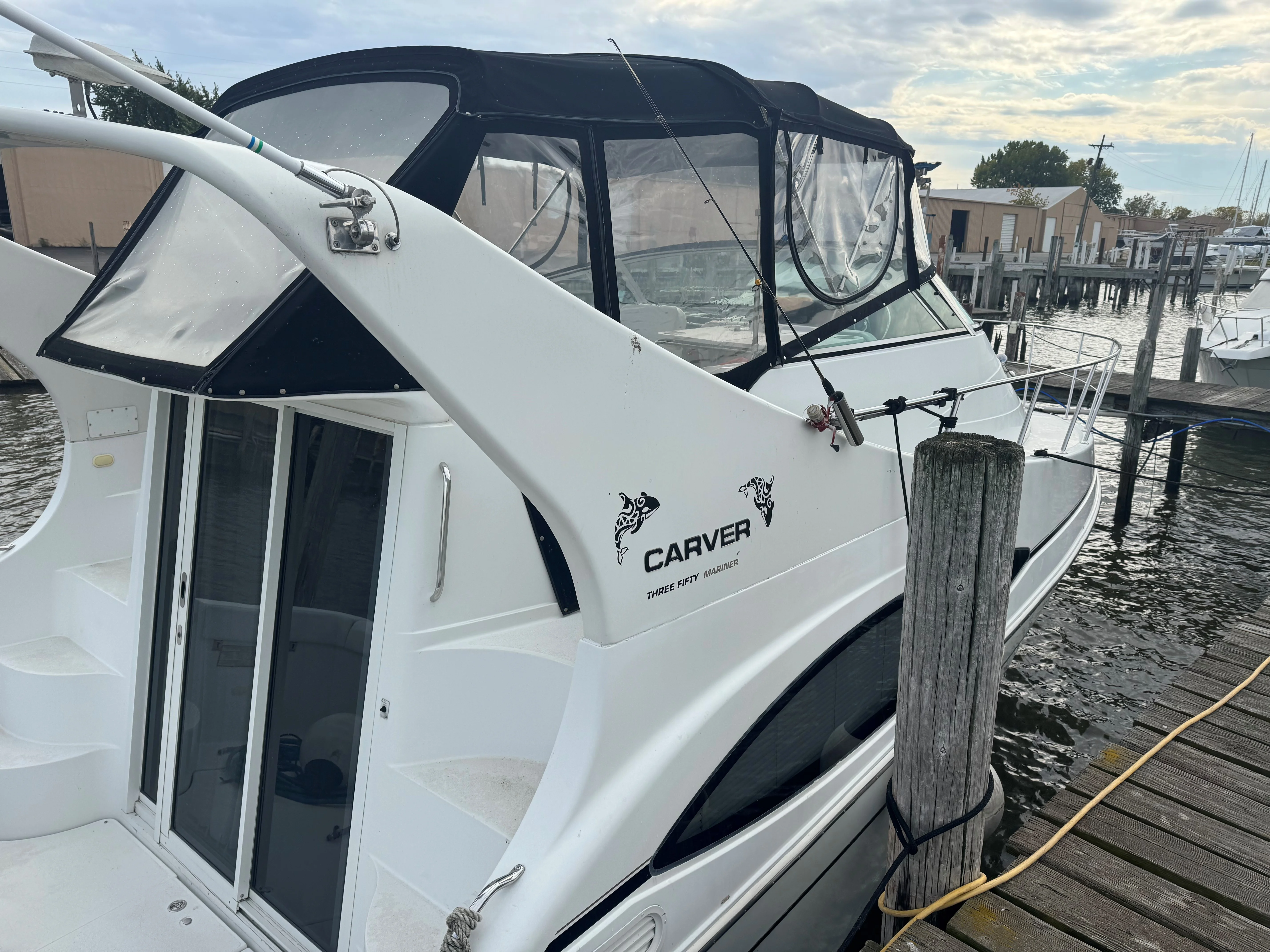 1998 Carver Yachts 350 MARINER Image Thumbnail #2