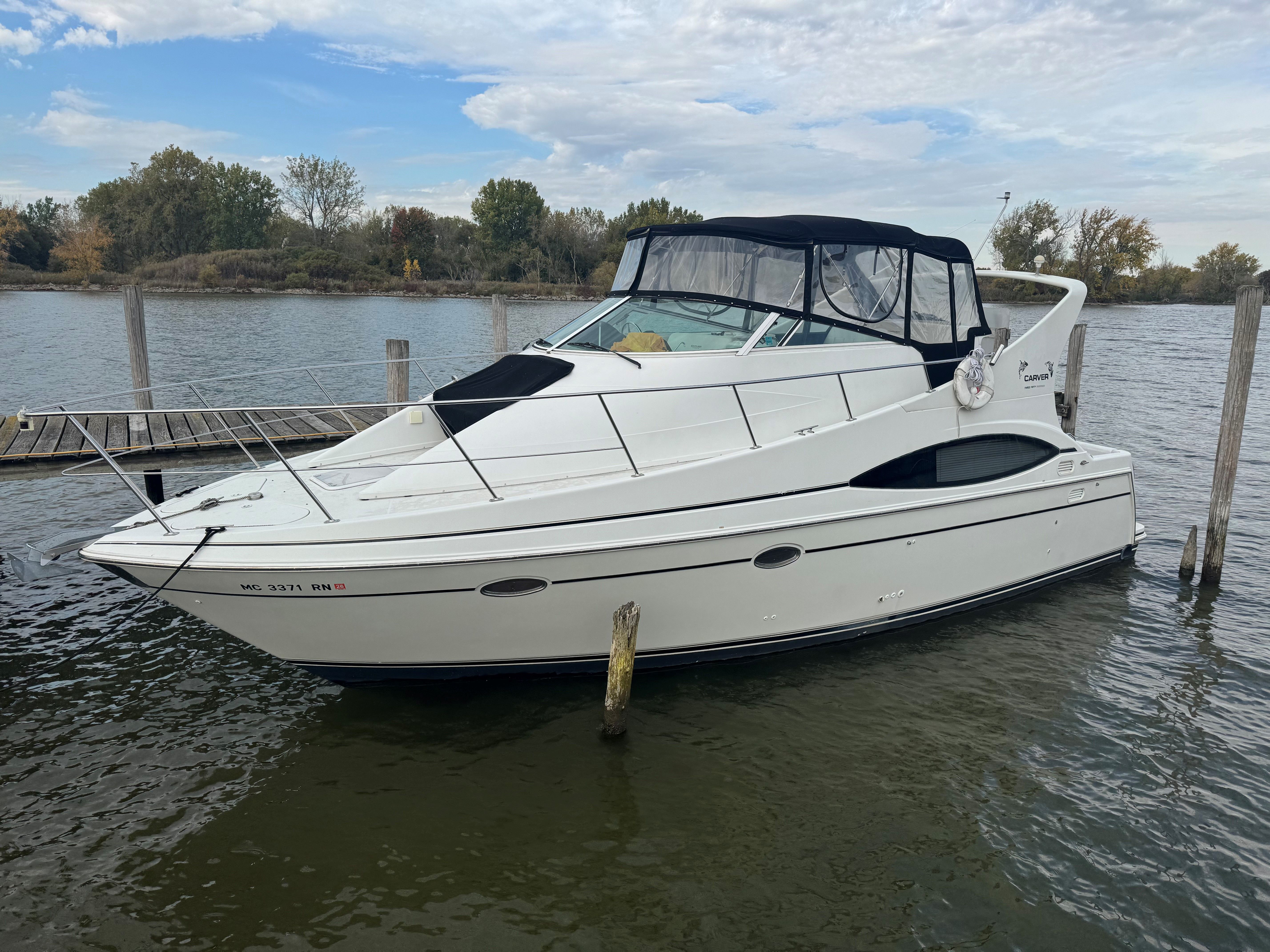 1998 Carver Yachts 350 MARINER Image Thumbnail #1