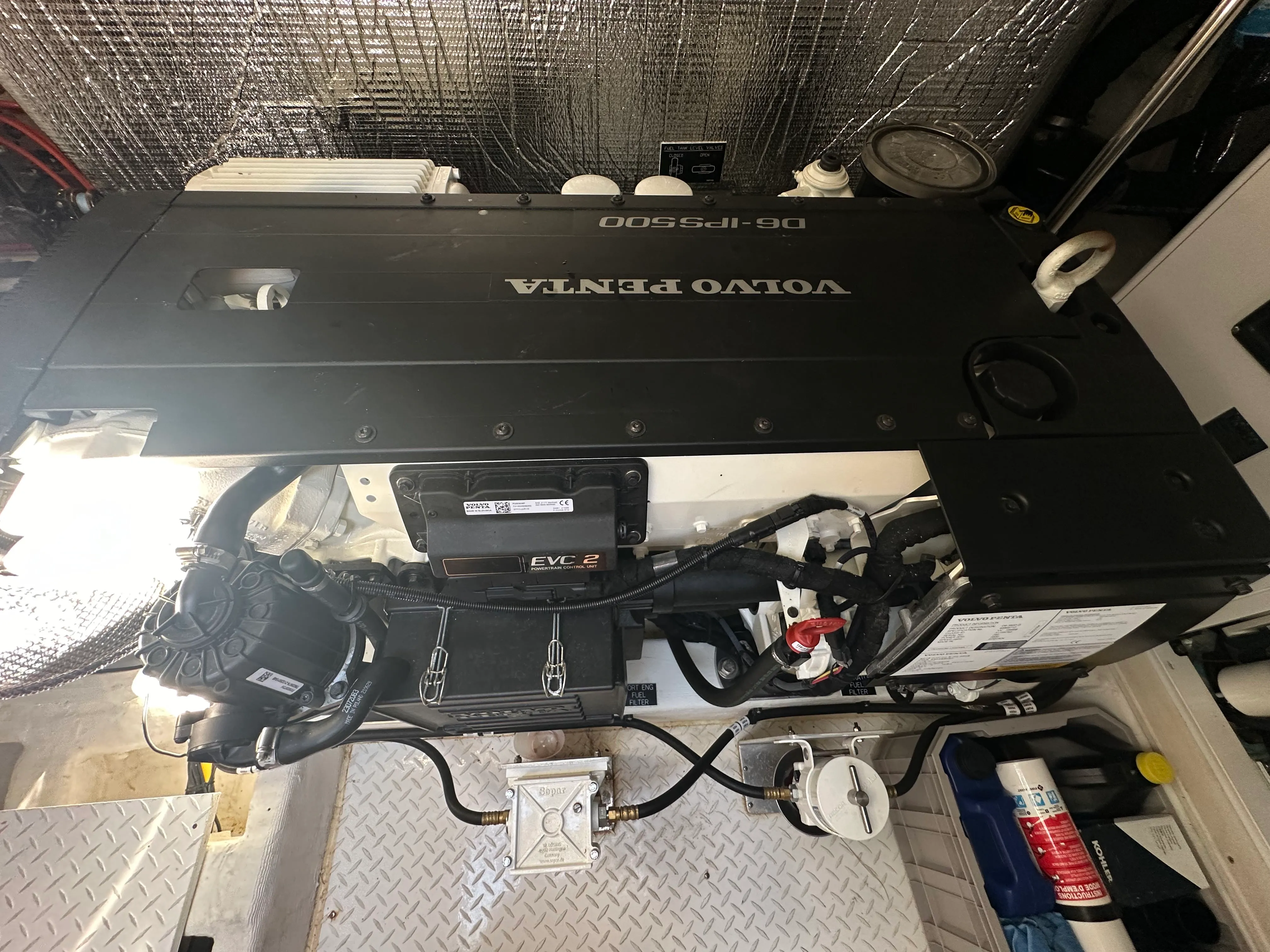 2023 Cruisers Yachts 42 CANTIUS Image Thumbnail #32