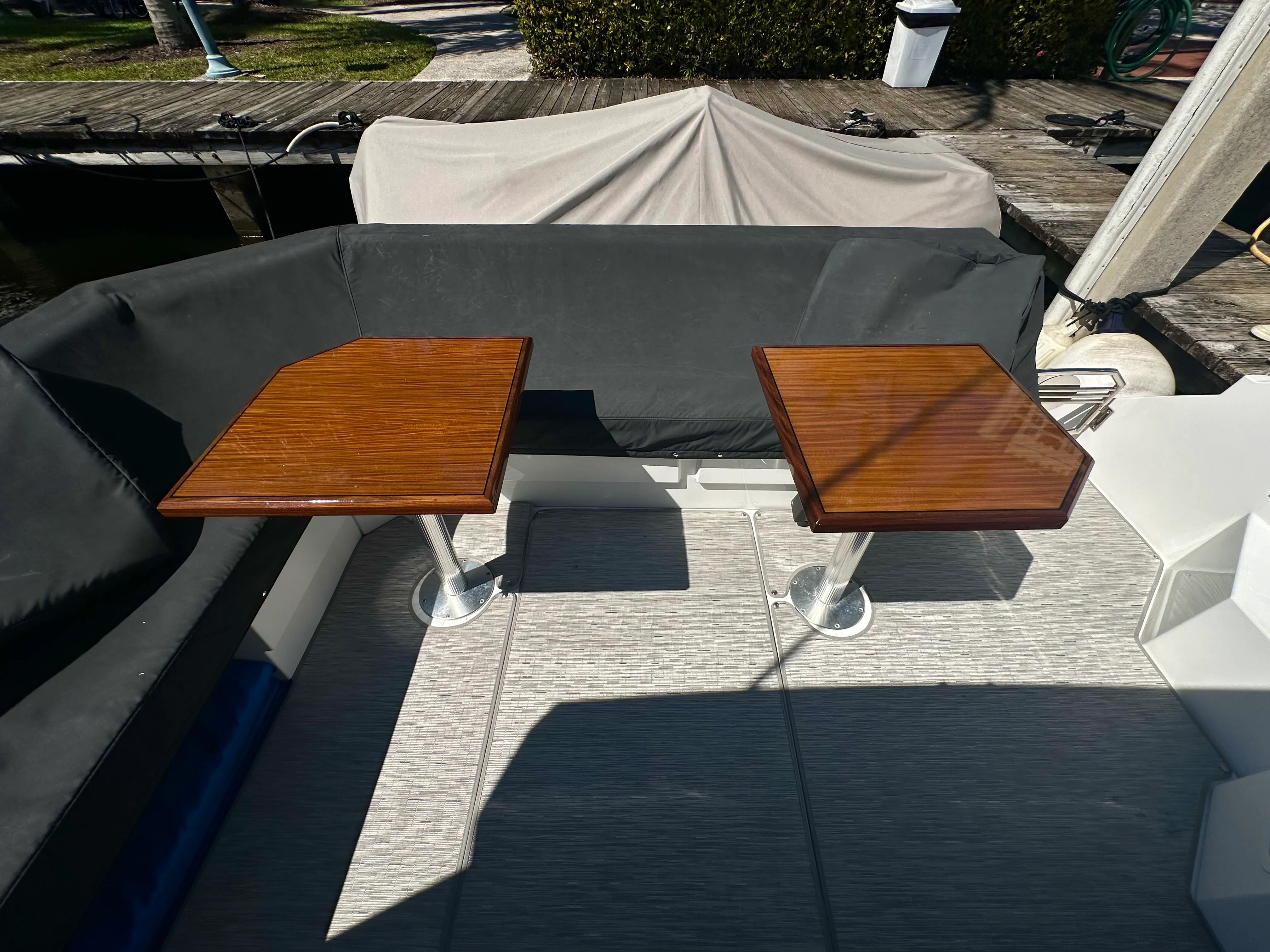 2023 Cruisers Yachts 42 CANTIUS Image Thumbnail #13