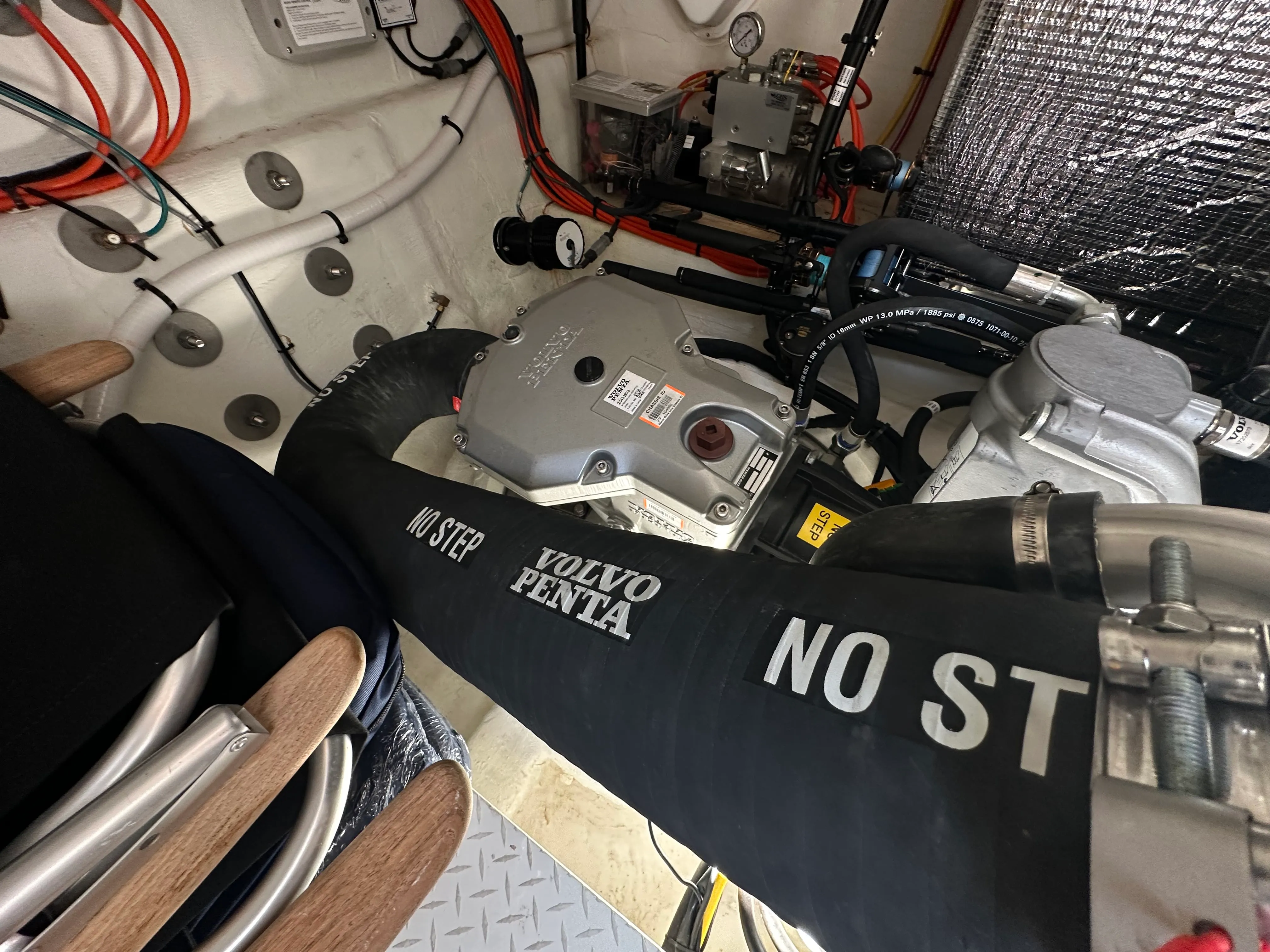 2023 Cruisers Yachts 42 CANTIUS Image Thumbnail #34