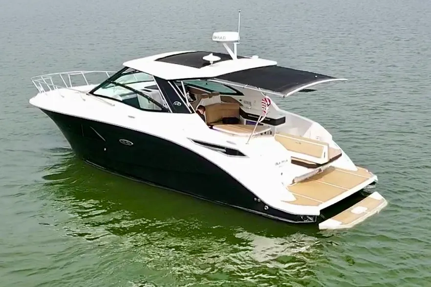 2020 Sea Ray 320 SUNDANCER Image Thumbnail #0