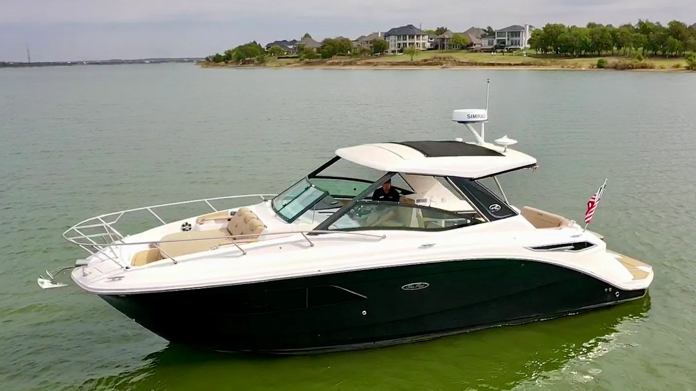 2020 Sea Ray 320 SUNDANCER Image Thumbnail #8