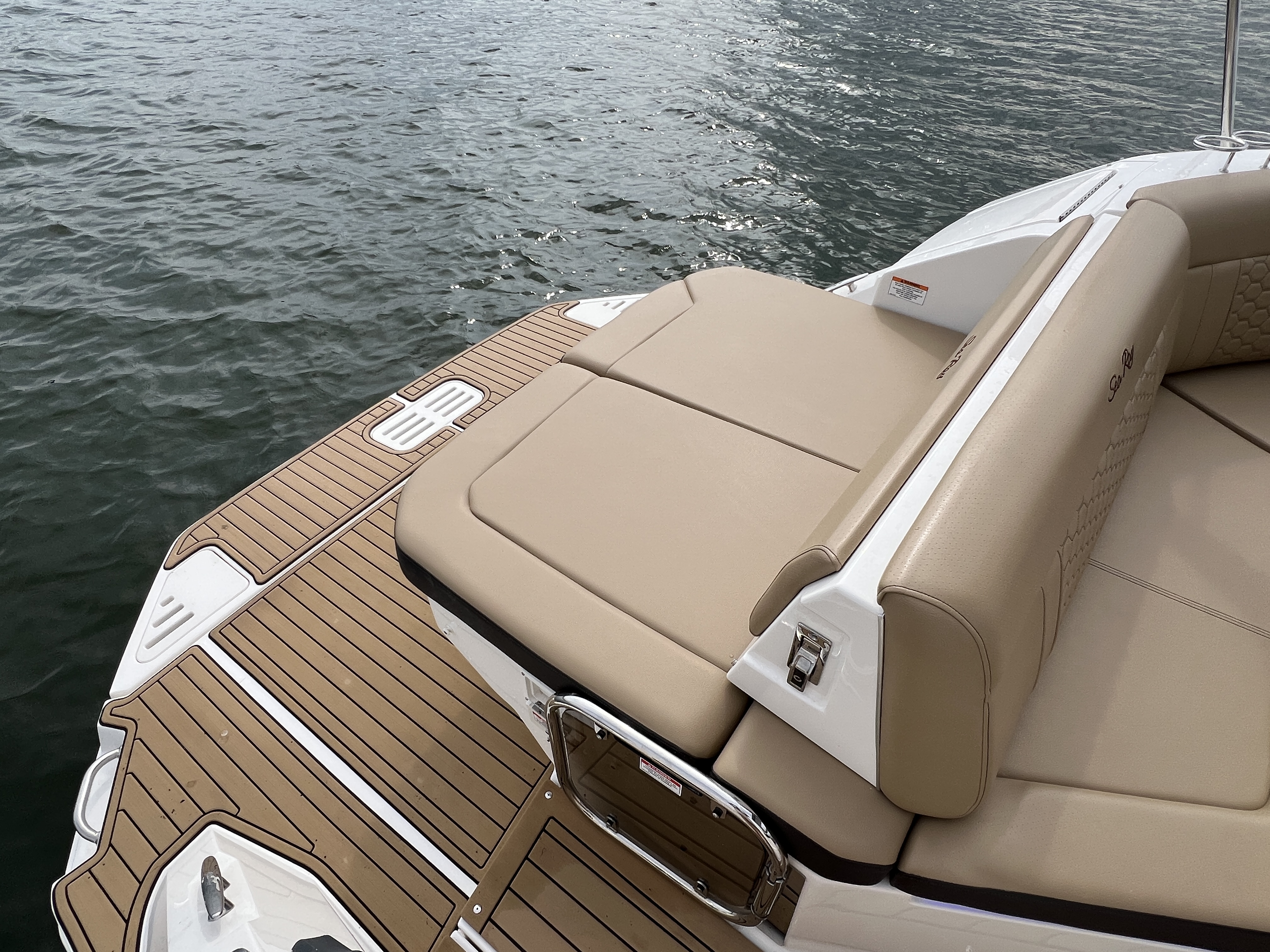 2020 Sea Ray 320 SUNDANCER Image Thumbnail #25