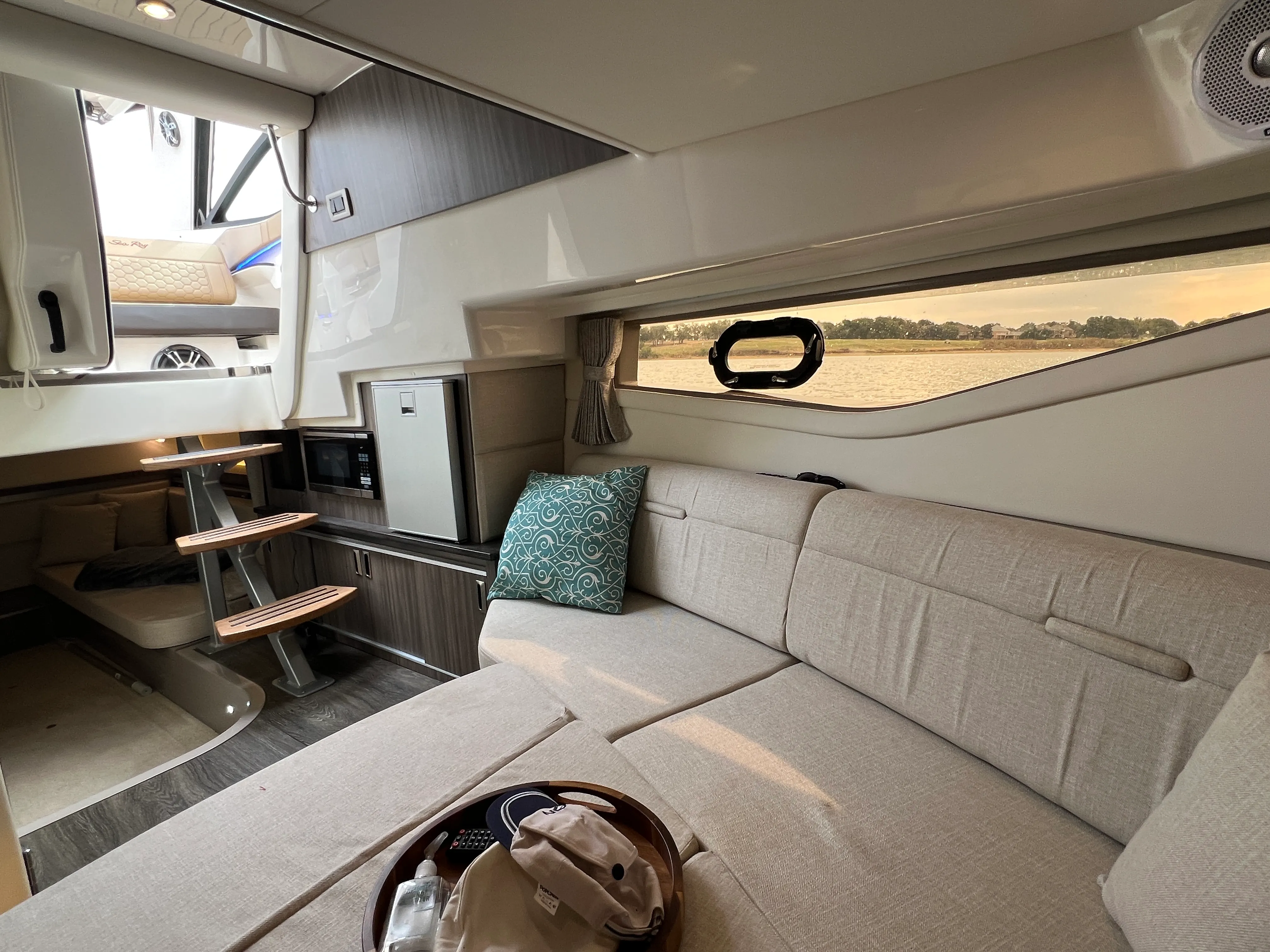 2020 Sea Ray 320 SUNDANCER Image Thumbnail #60