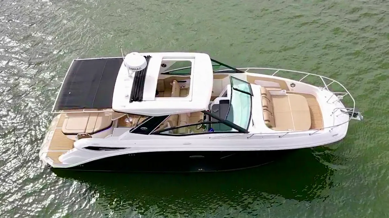 2020 Sea Ray 320 SUNDANCER Image Thumbnail #14