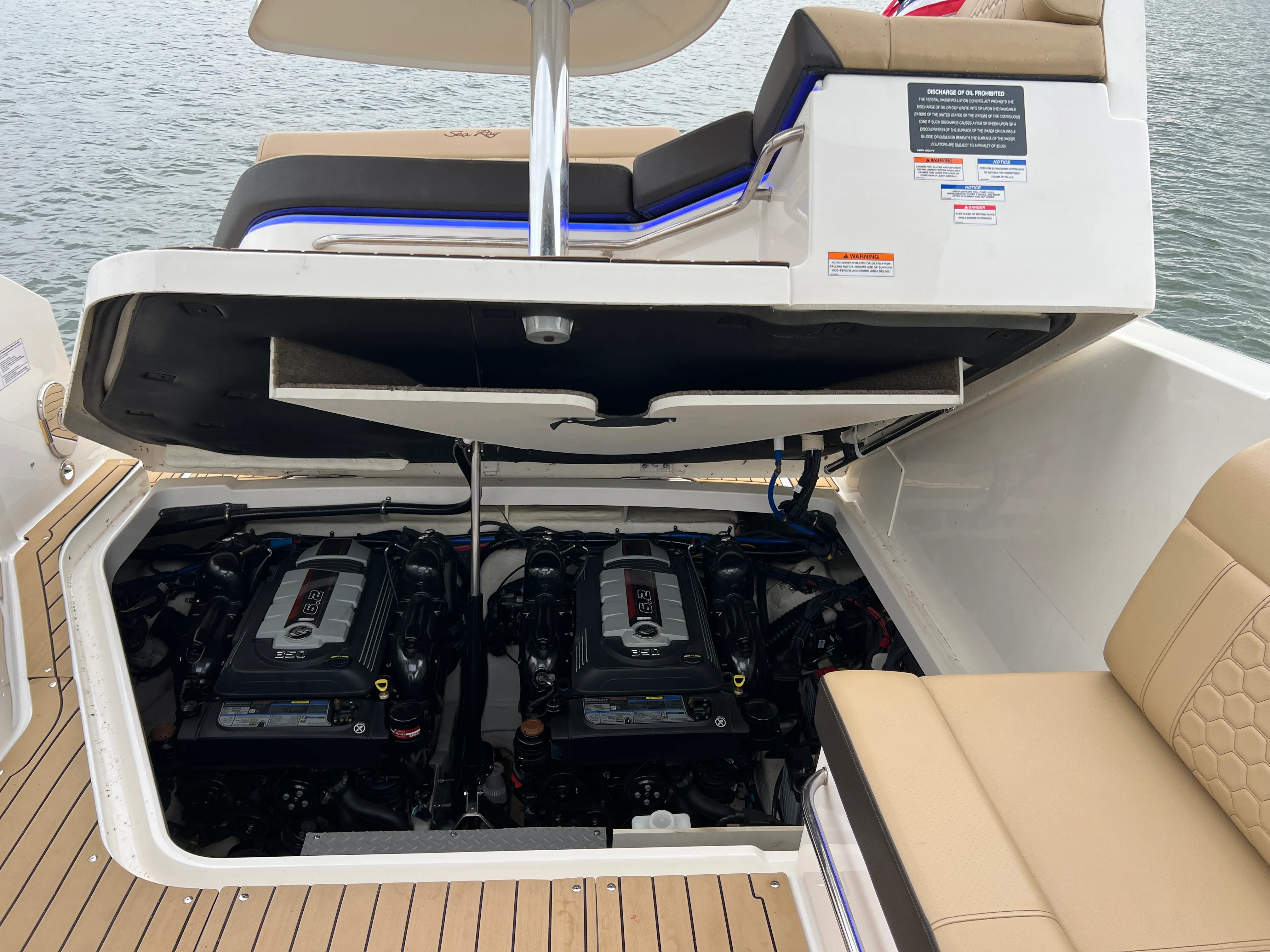 2020 Sea Ray 320 SUNDANCER Image Thumbnail #74