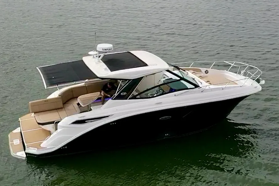 2020 Sea Ray 320 SUNDANCER Image Thumbnail #15
