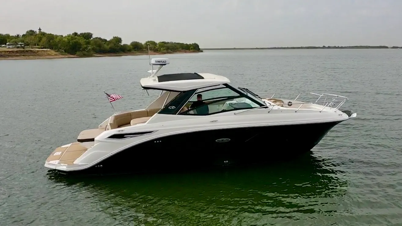 2020 Sea Ray 320 SUNDANCER Image Thumbnail #7