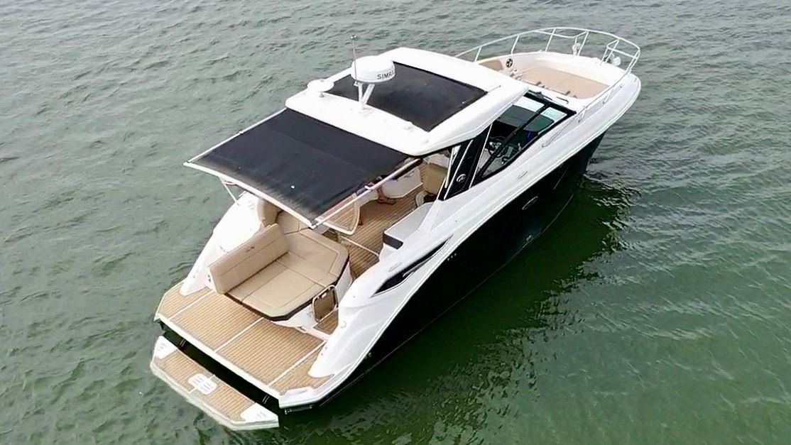 2020 Sea Ray 320 SUNDANCER Image Thumbnail #10