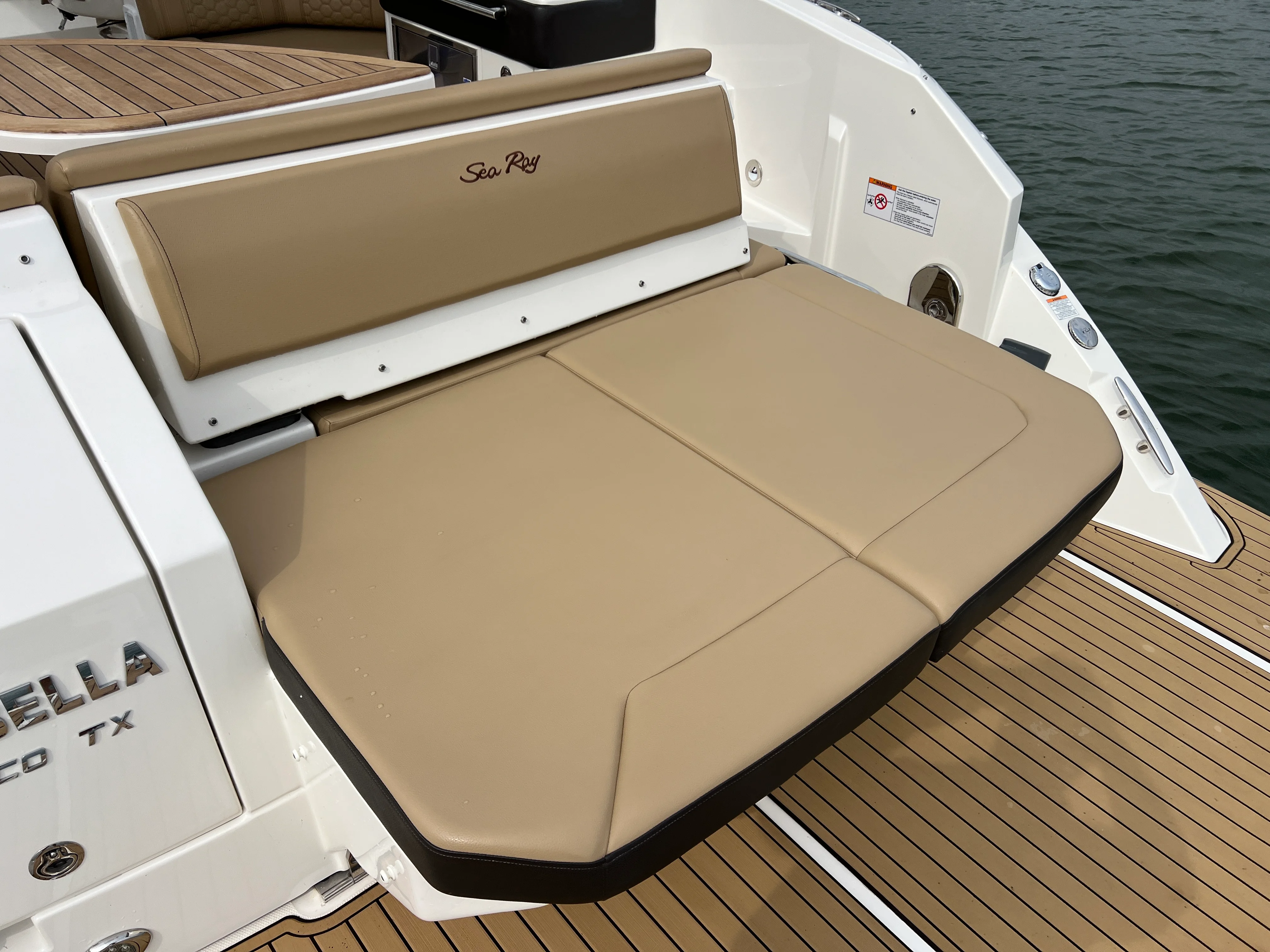 2020 Sea Ray 320 SUNDANCER Image Thumbnail #19