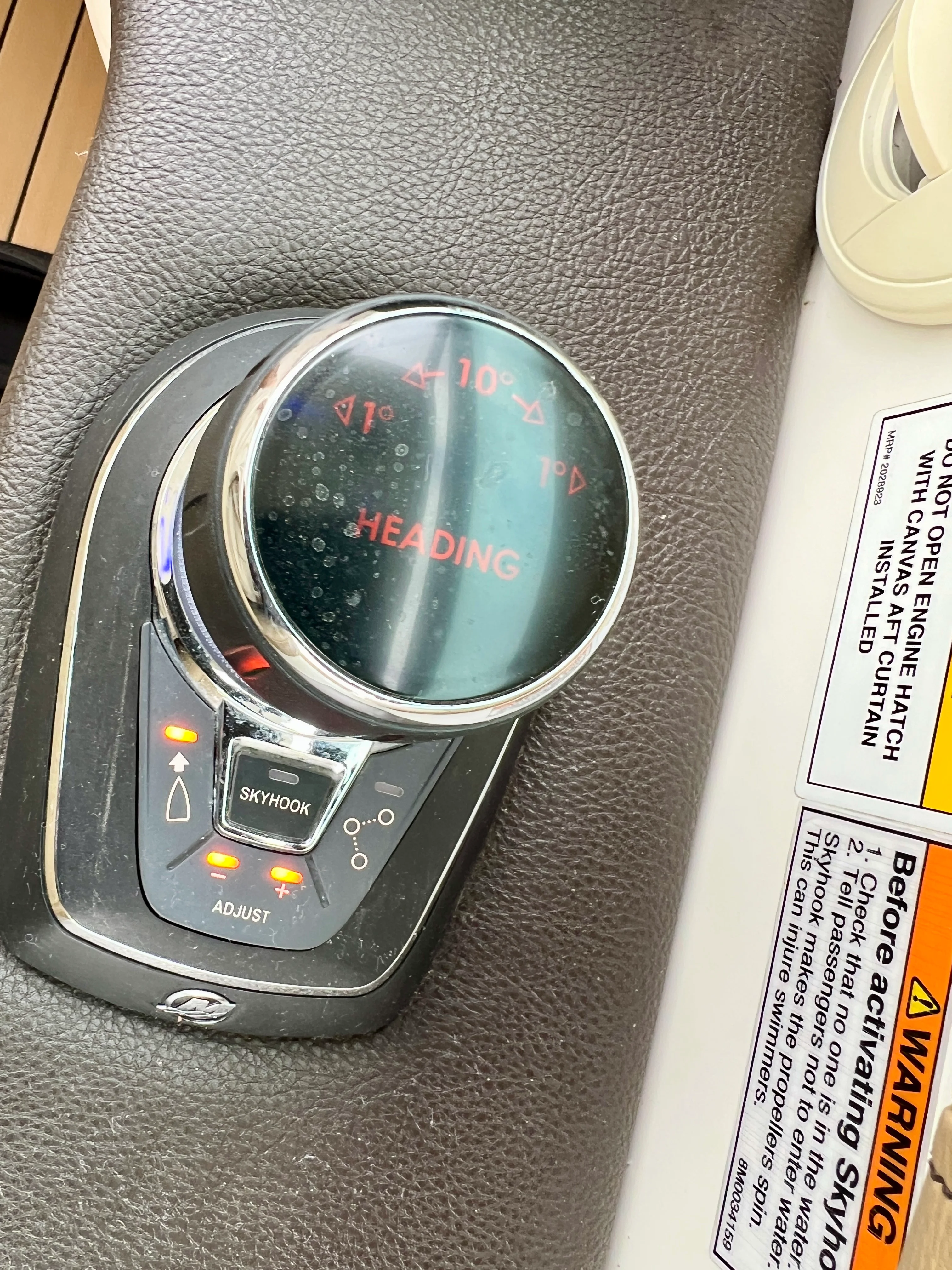 2020 Sea Ray 320 SUNDANCER Image Thumbnail #44