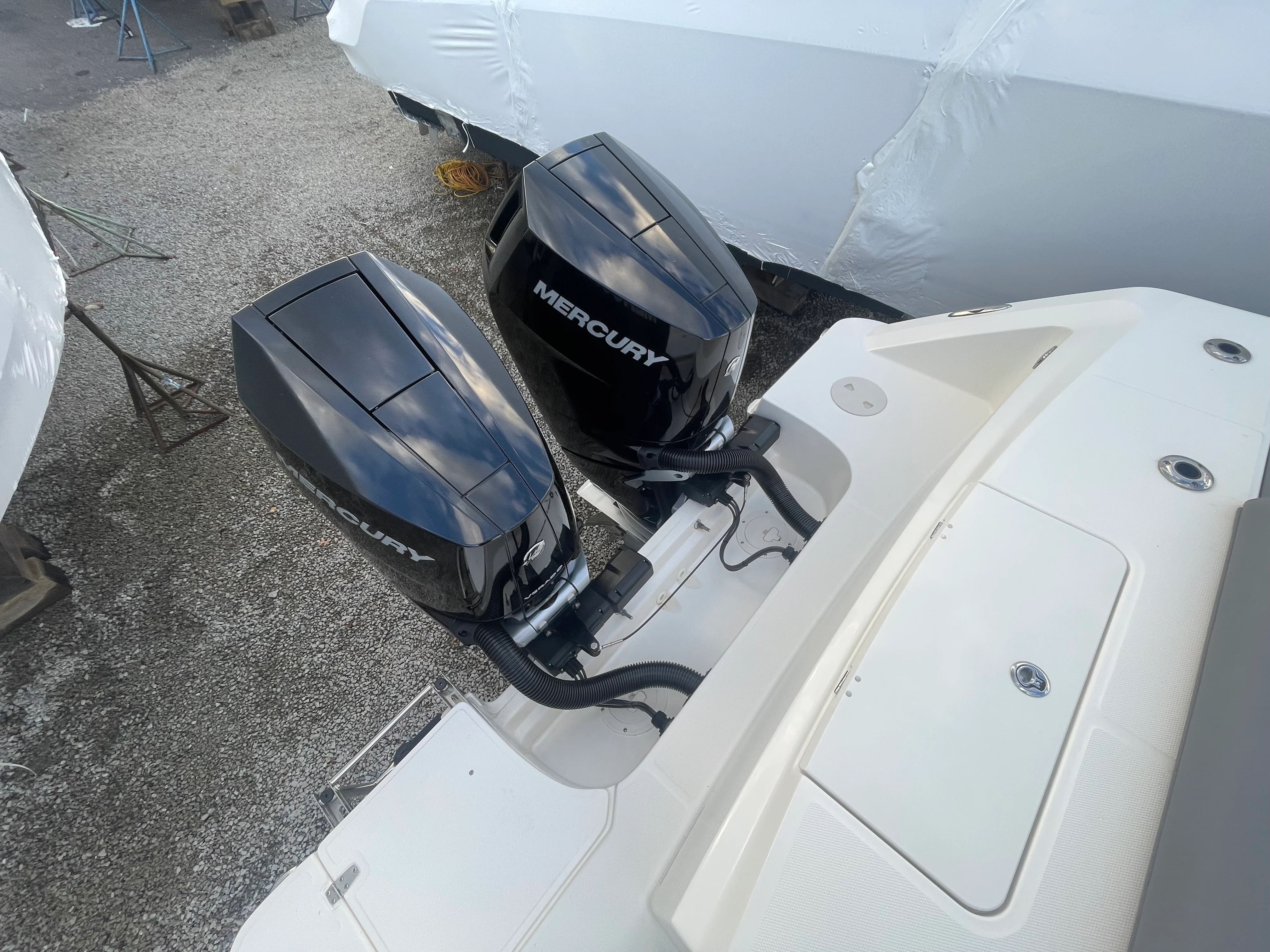 2025 Boston Whaler 330 OUTRAGE Image Thumbnail #6