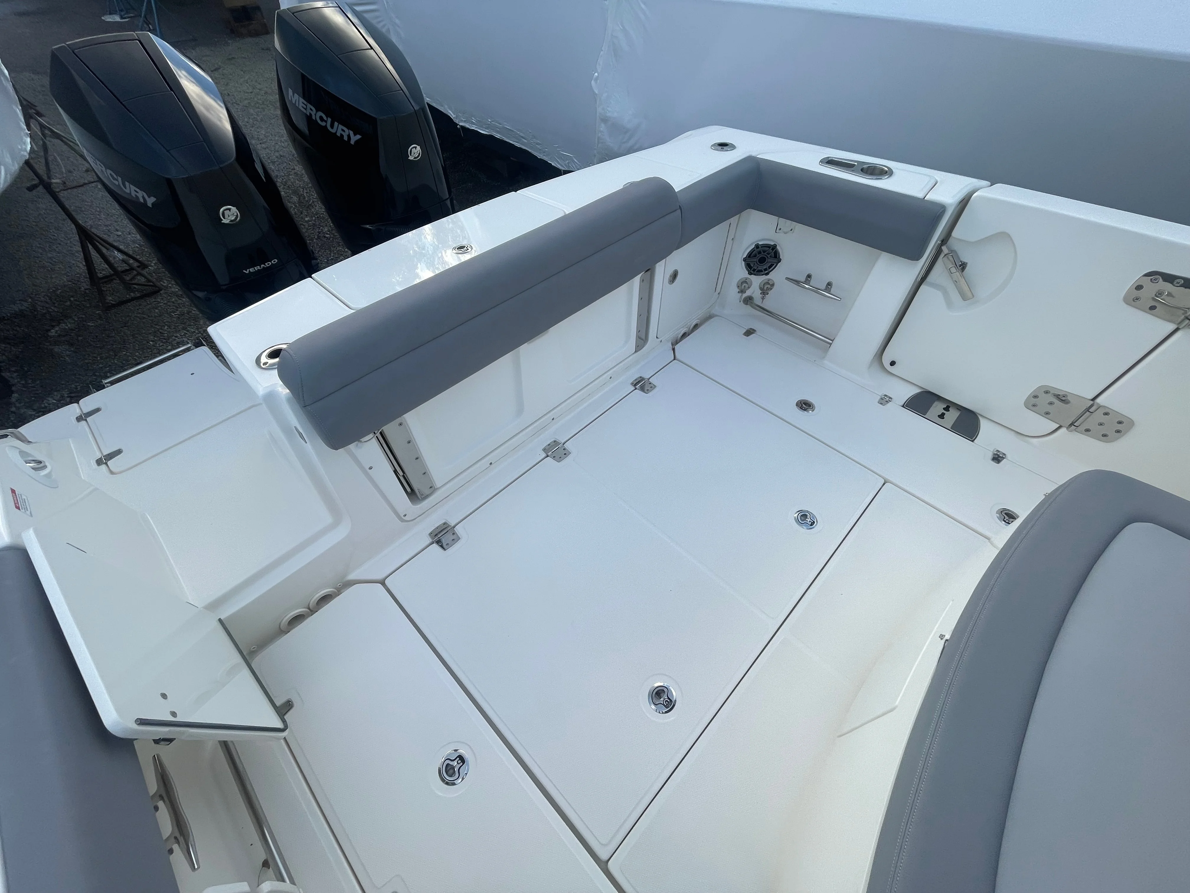 2025 Boston Whaler 330 OUTRAGE Image Thumbnail #9