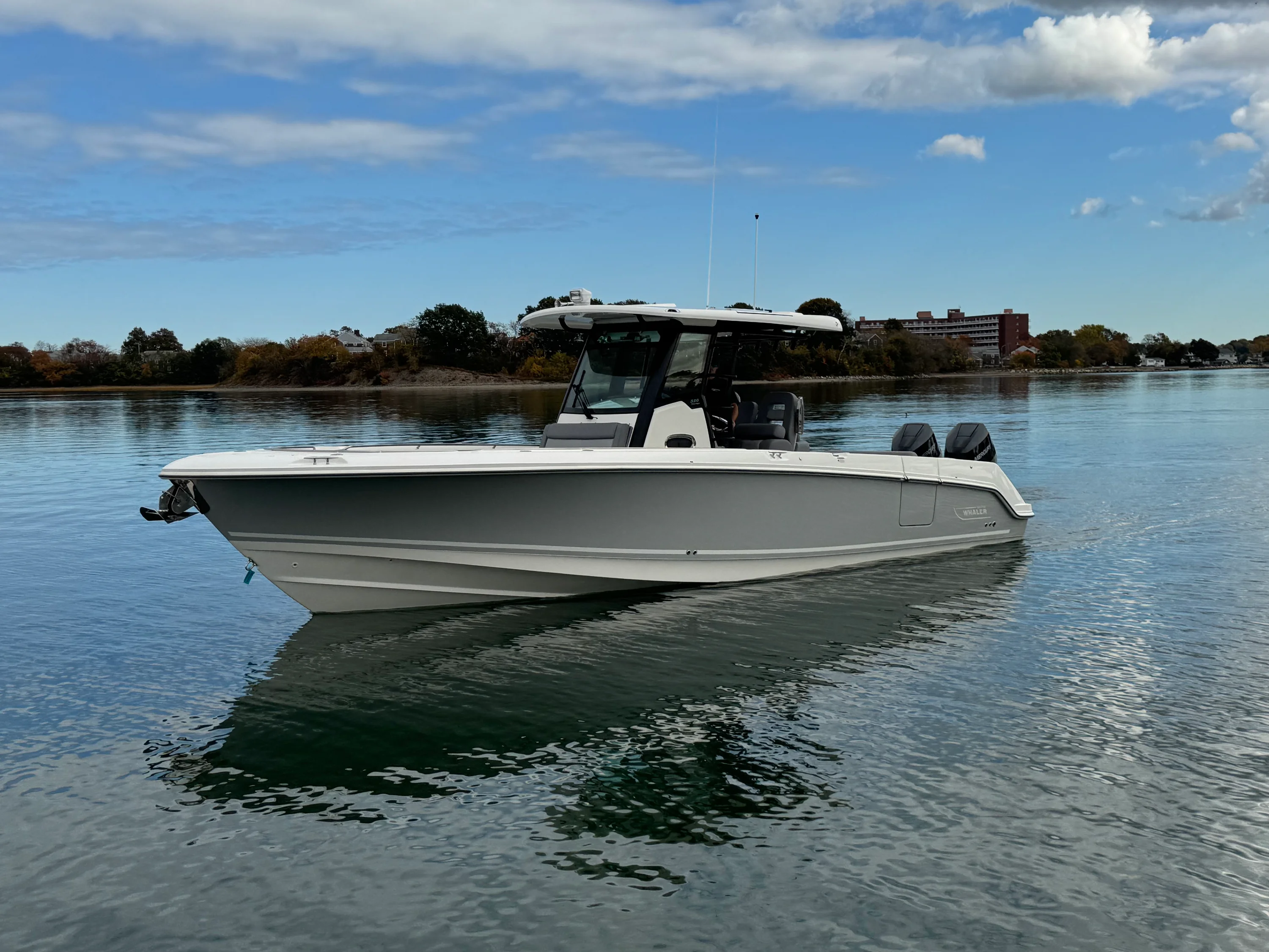 2025 Boston Whaler 330 OUTRAGE Image Thumbnail #0