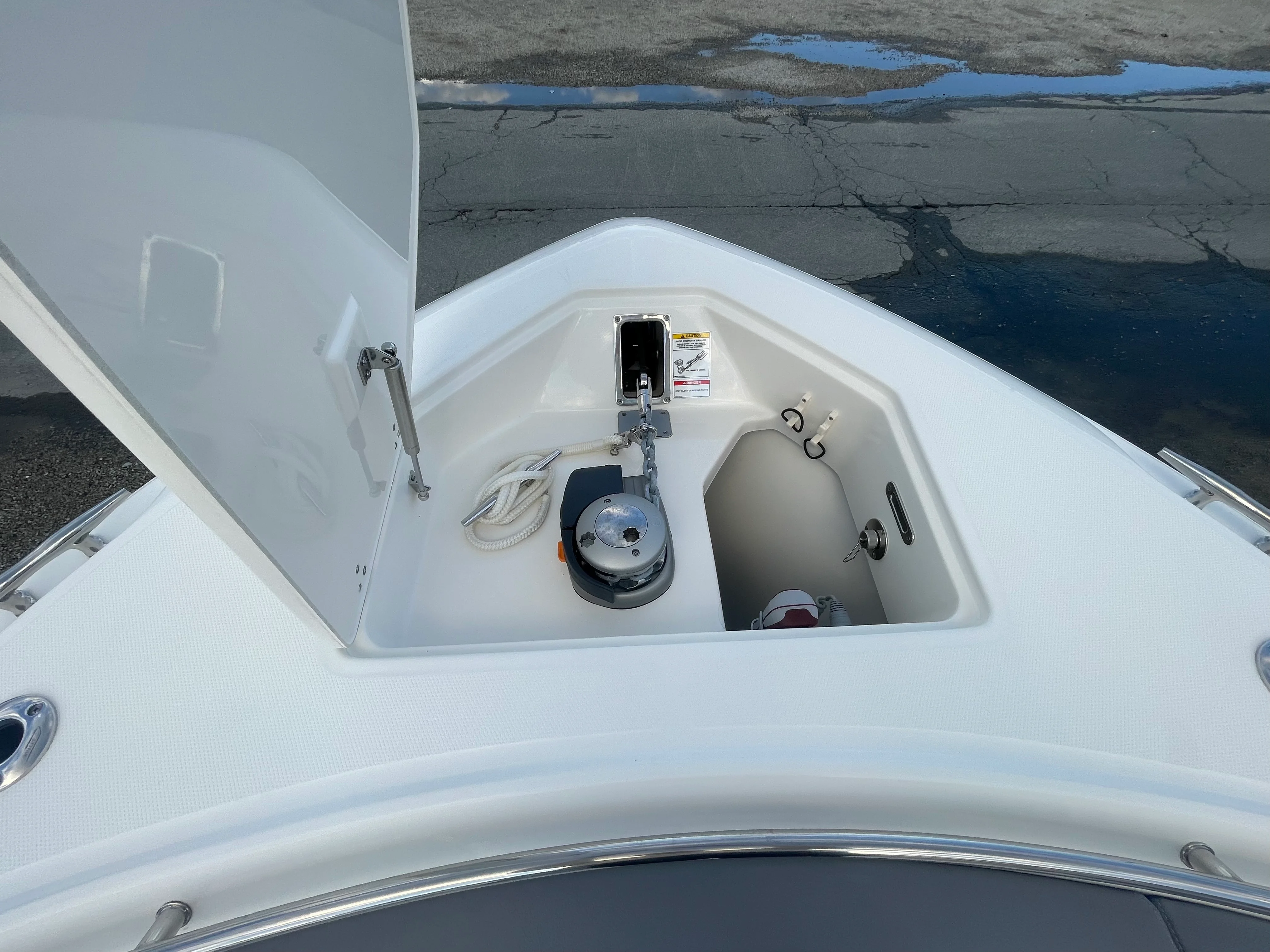 2025 Boston Whaler 330 OUTRAGE Image Thumbnail #34