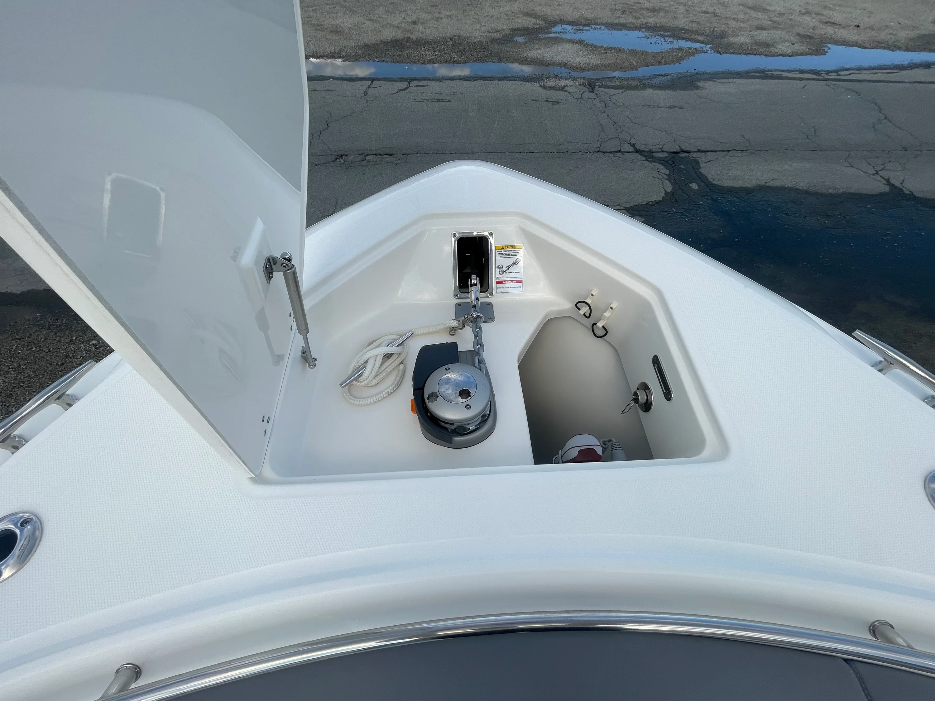 2025 Boston Whaler 330 OUTRAGE Image Thumbnail #34