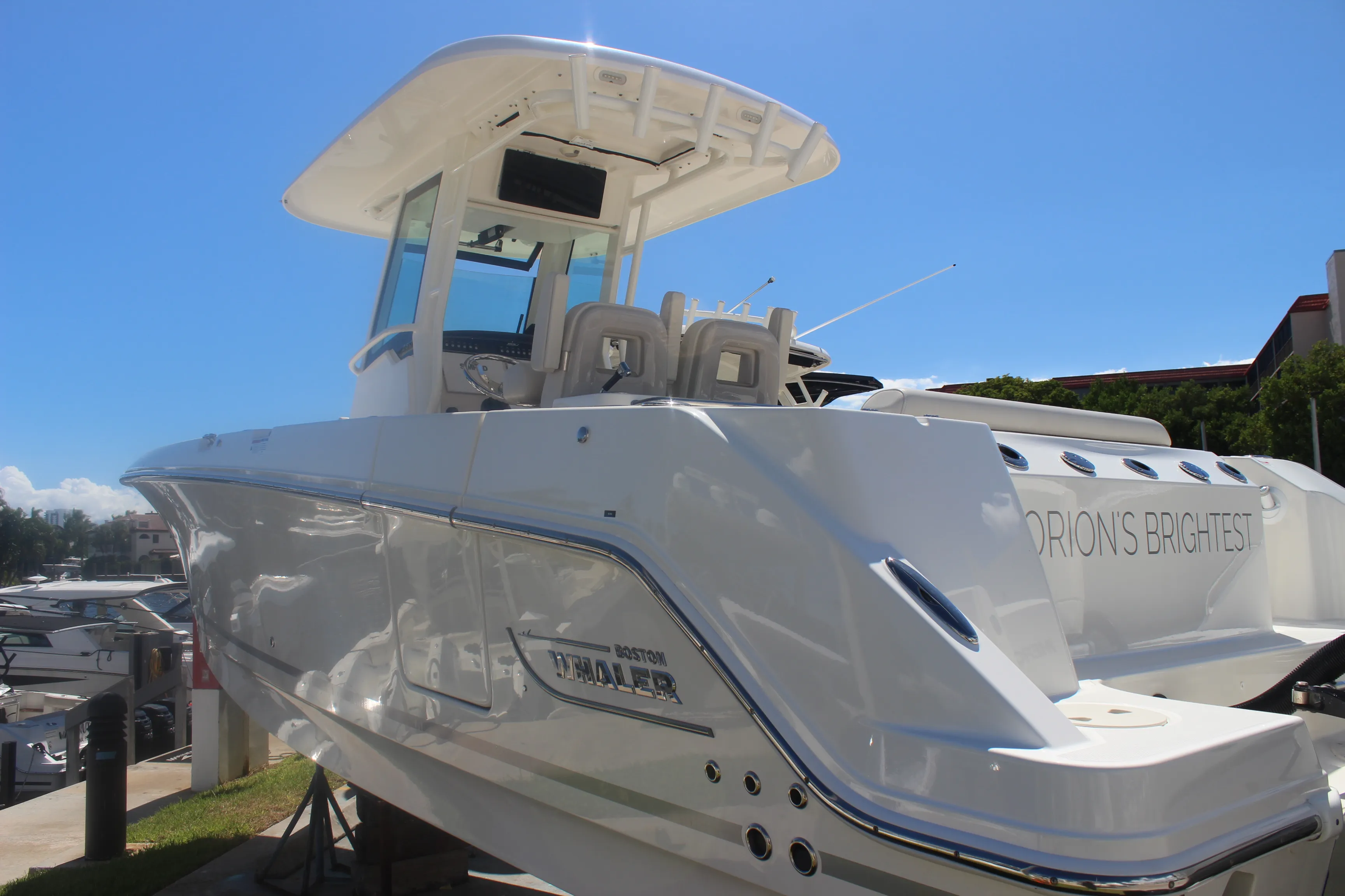 2023 Boston Whaler 280 OUTRAGE Image Thumbnail #4