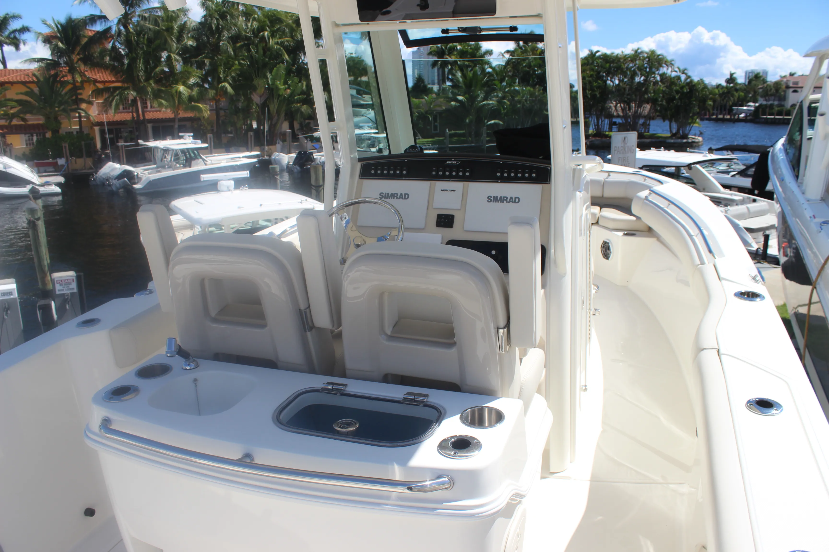 2023 Boston Whaler 280 OUTRAGE Image Thumbnail #6