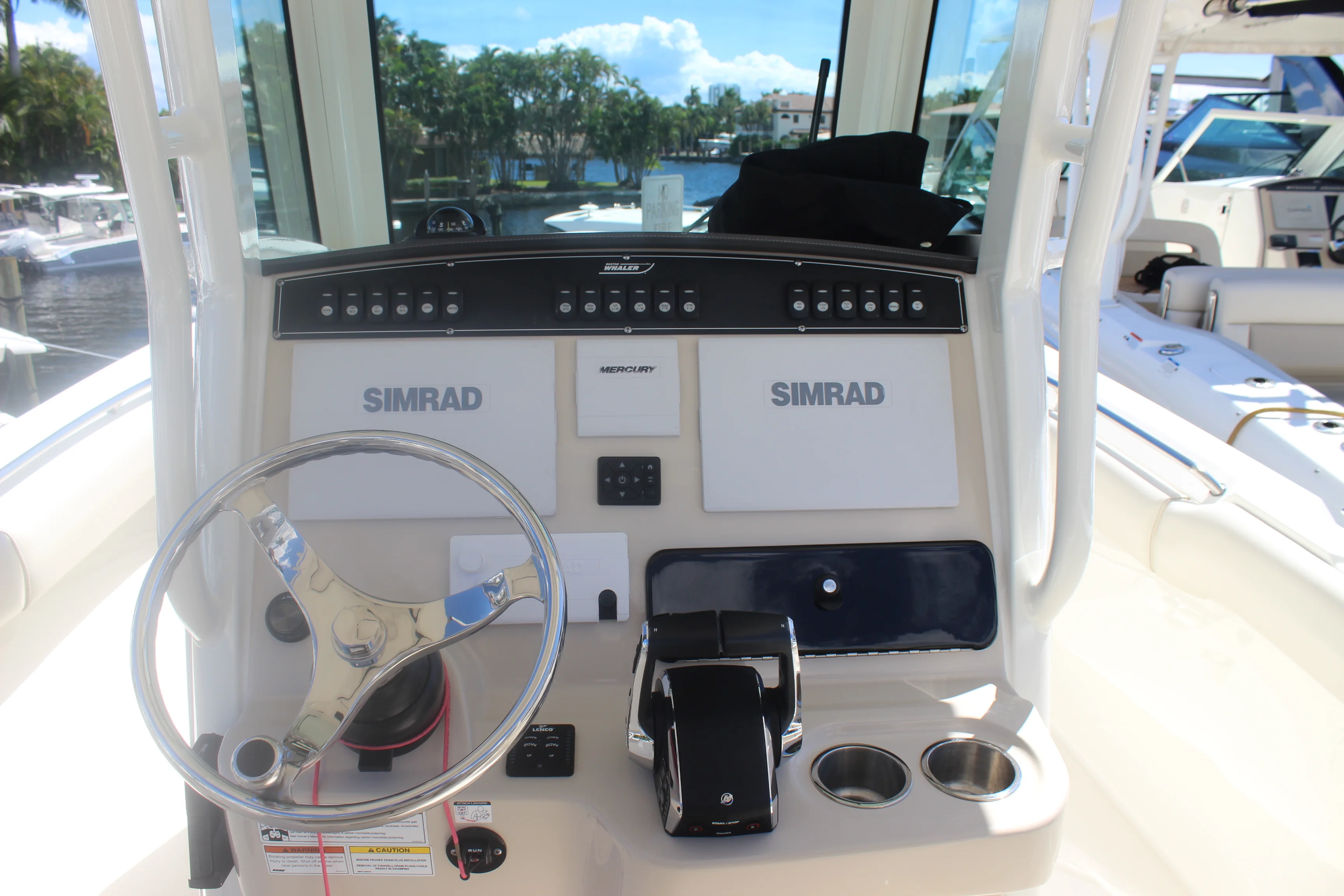 2023 Boston Whaler 280 OUTRAGE Image Thumbnail #9