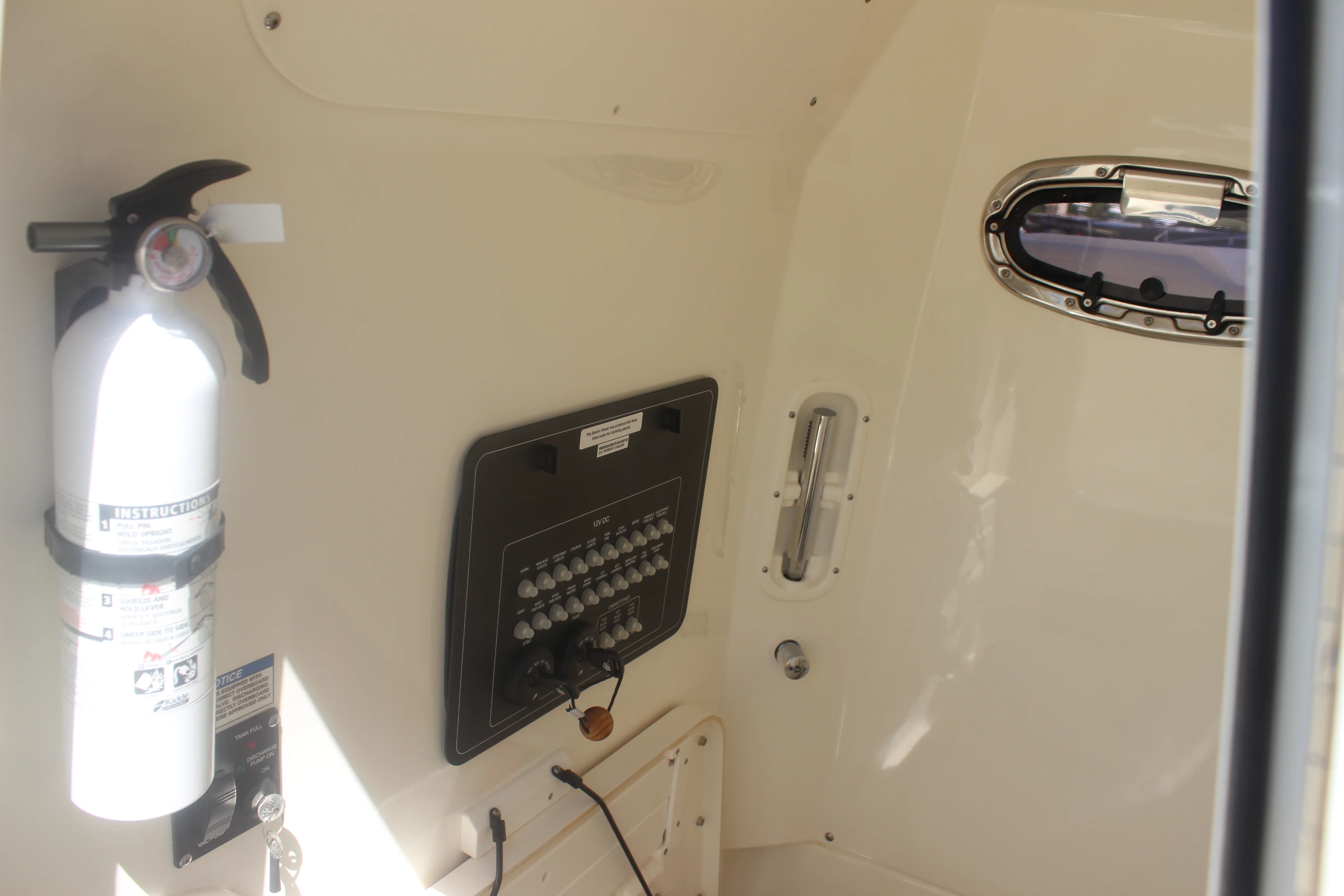 2023 Boston Whaler 280 OUTRAGE Image Thumbnail #18