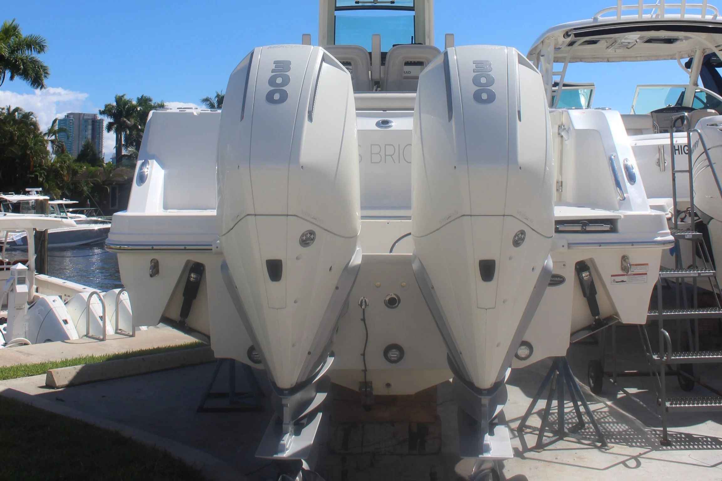 2023 Boston Whaler 280 OUTRAGE Image Thumbnail #5