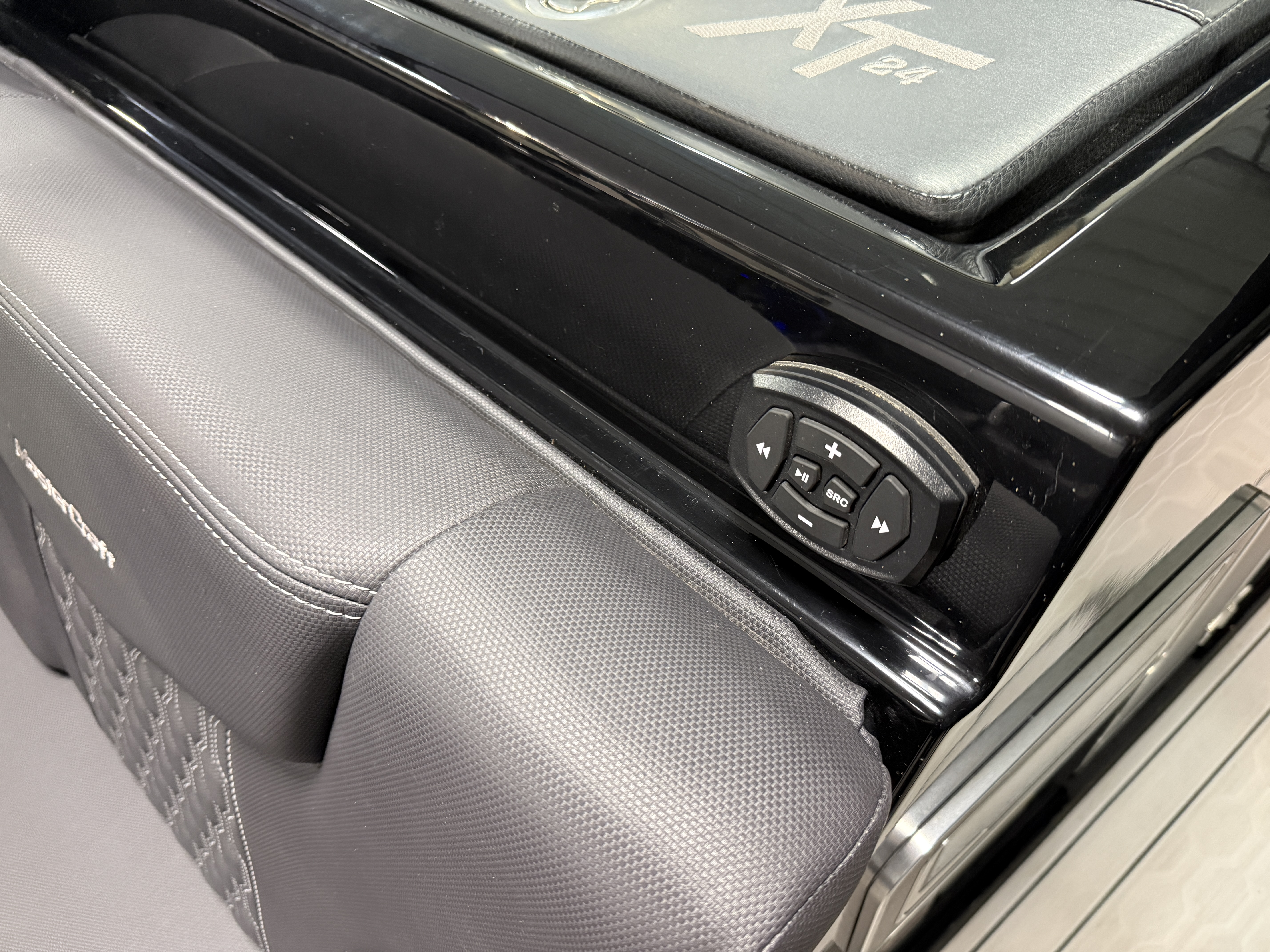 2022 Mastercraft XT24 Image Thumbnail #62