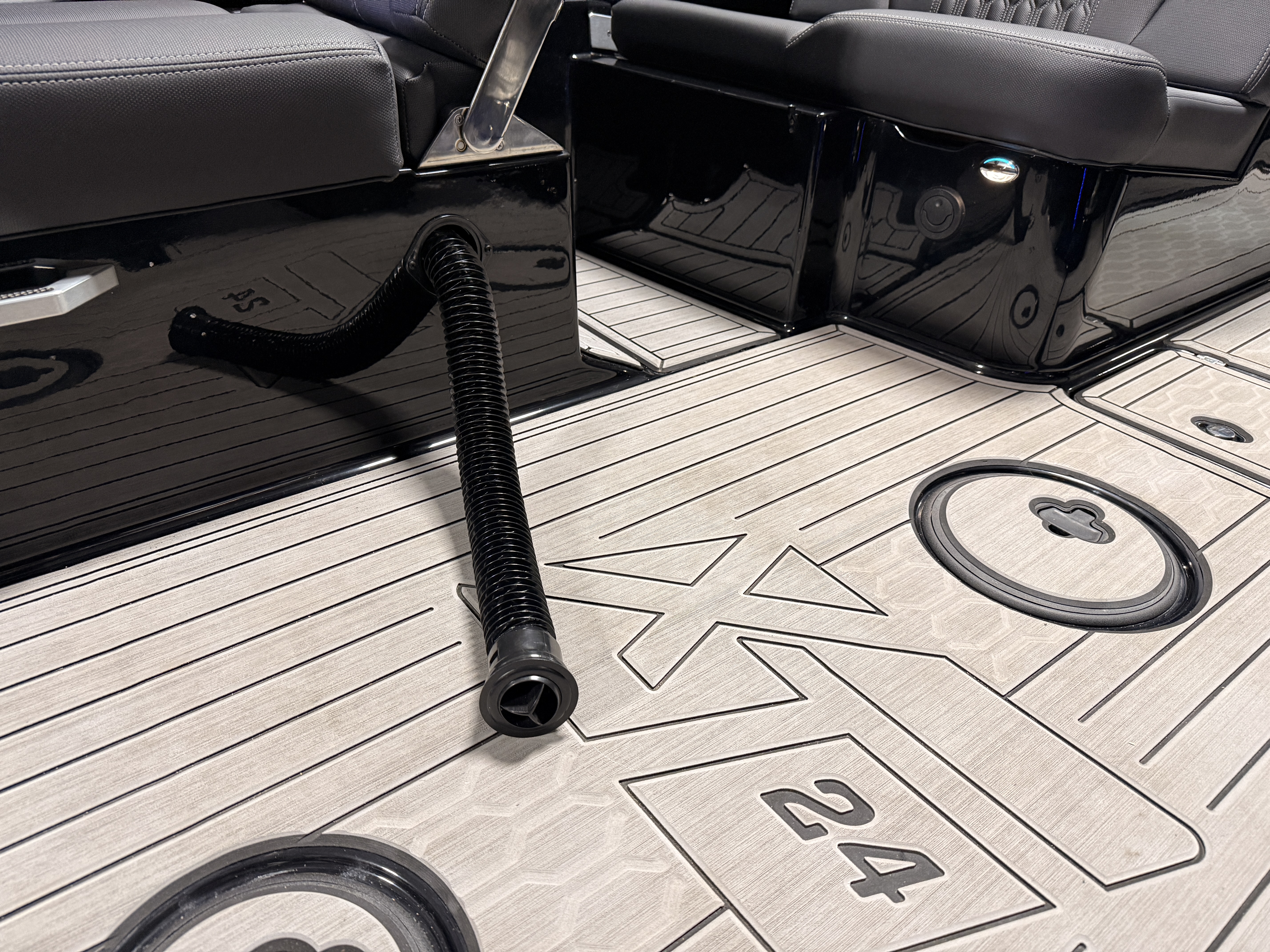 2022 Mastercraft XT24 Image Thumbnail #55