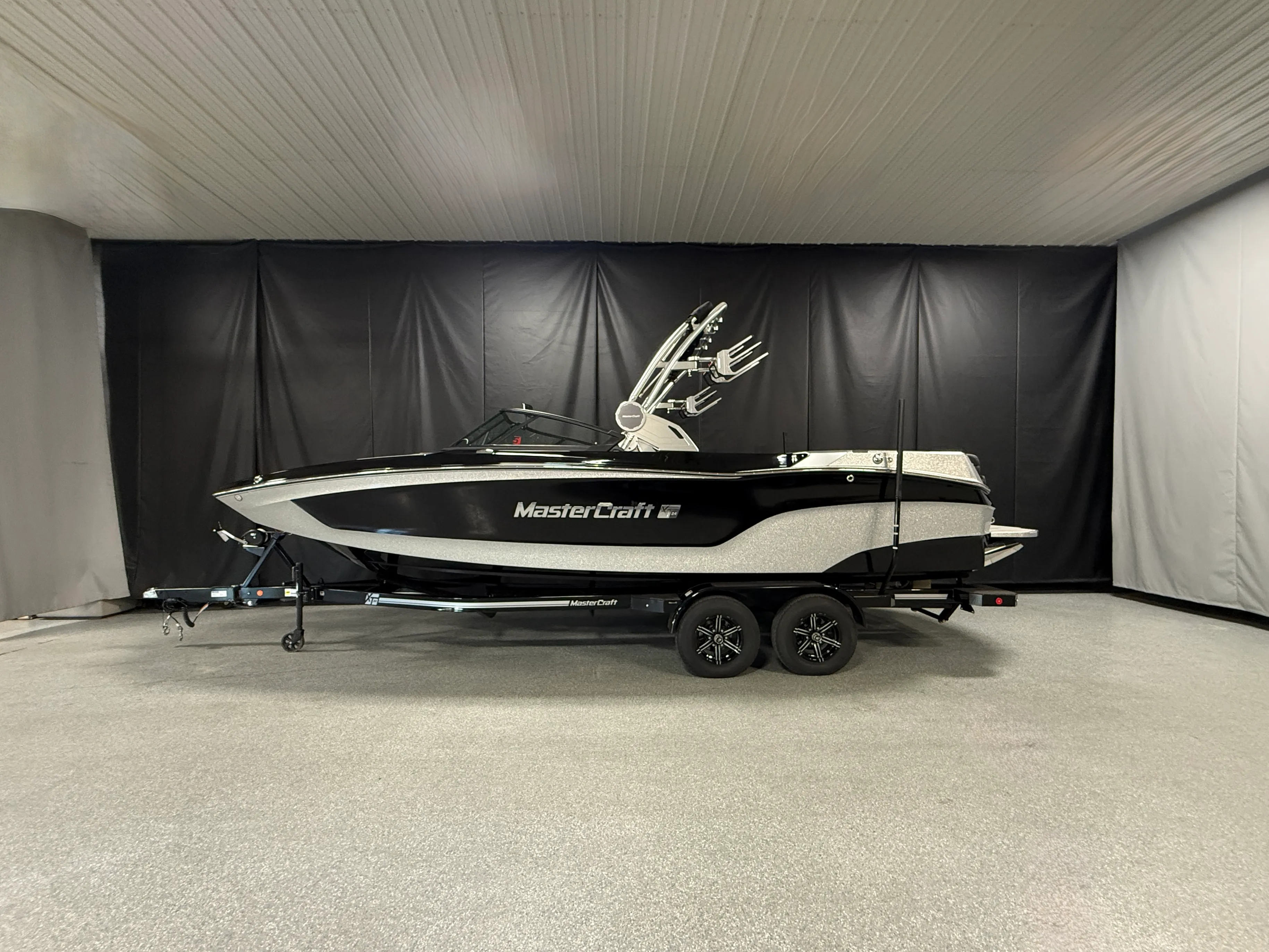 2022 Mastercraft XT24 Image Thumbnail #0
