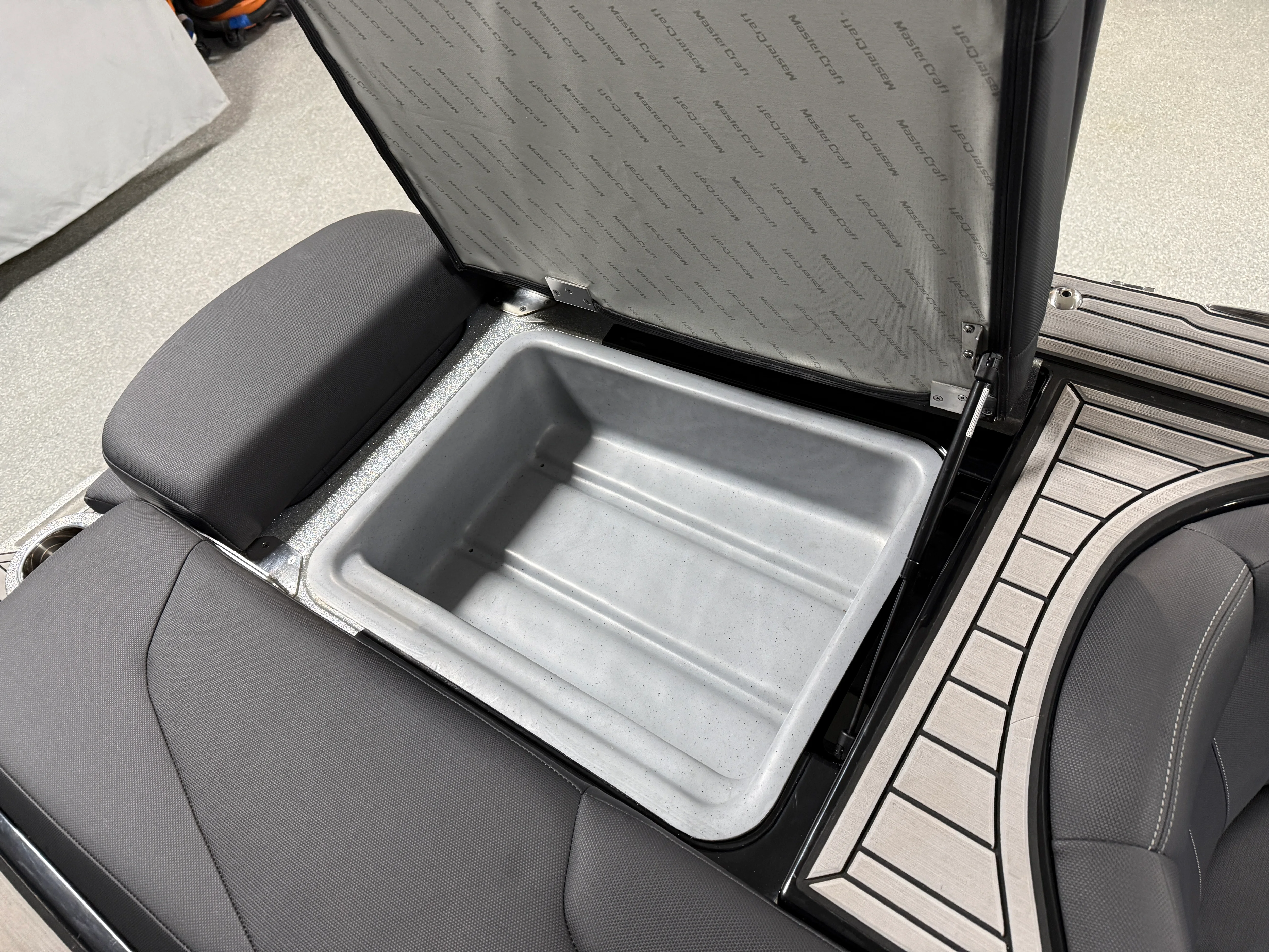 2022 Mastercraft XT24 Image Thumbnail #29