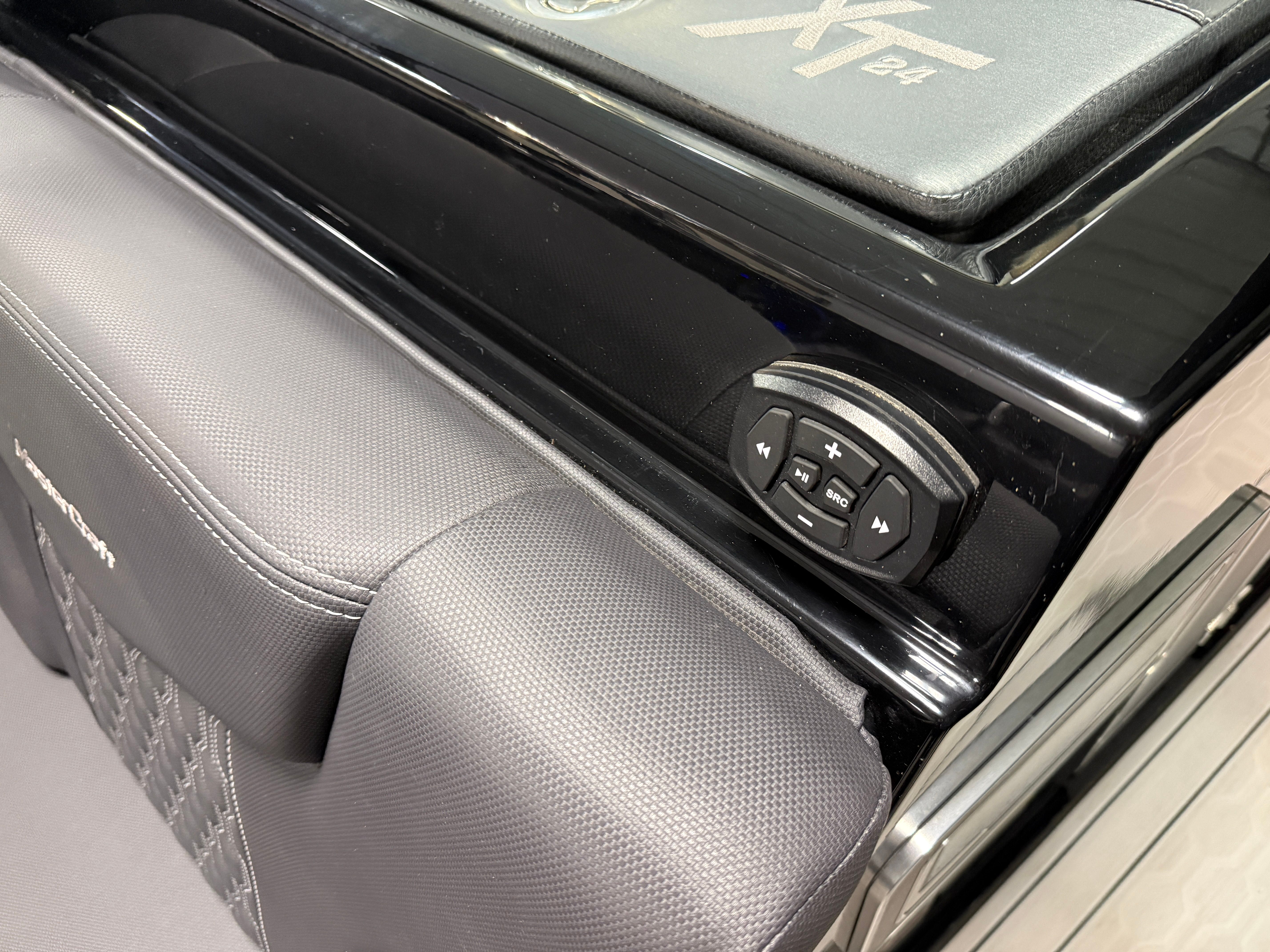 2022 Mastercraft XT24 Image Thumbnail #62