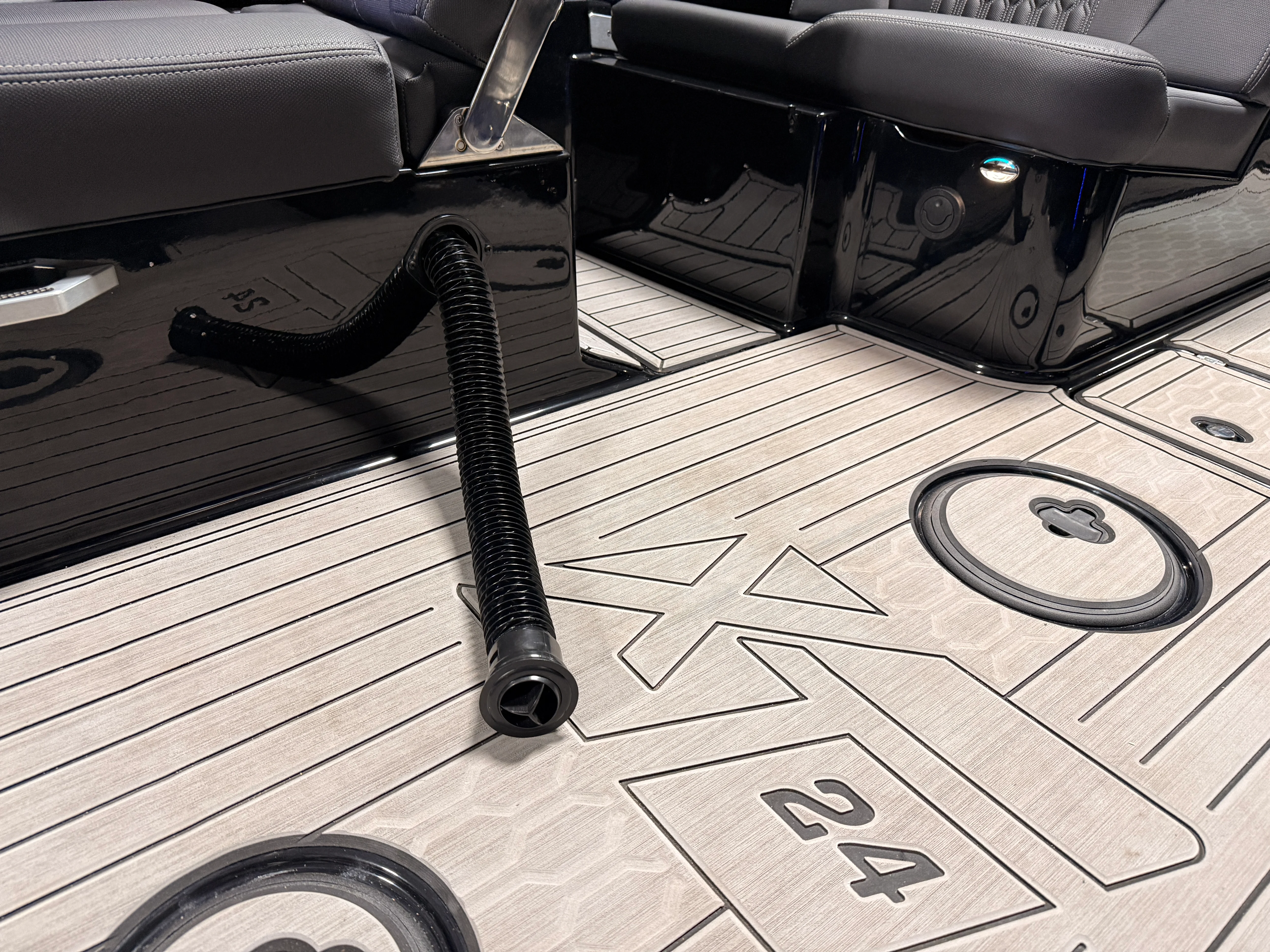 2022 Mastercraft XT24 Image Thumbnail #55