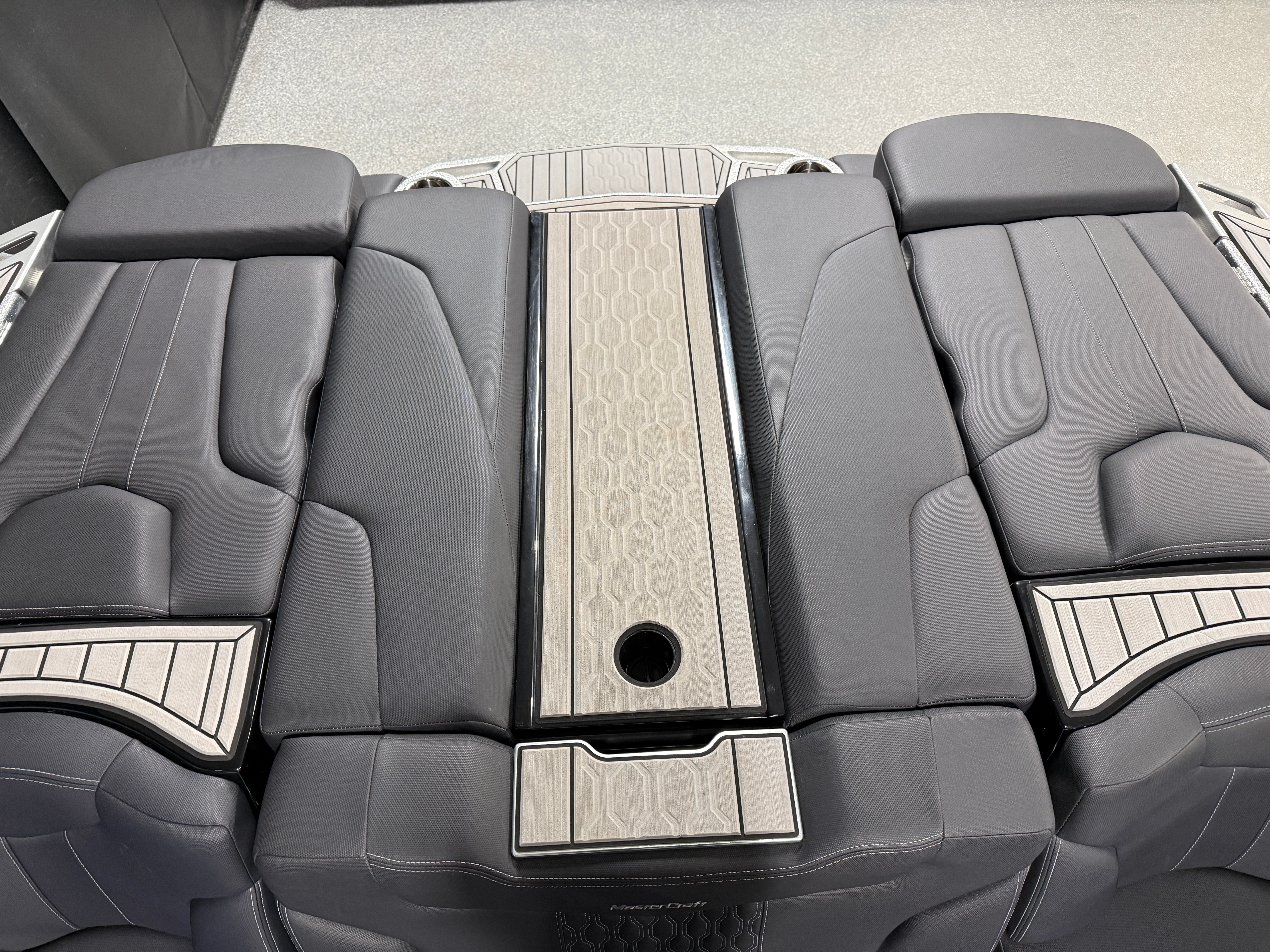 2022 Mastercraft XT24 Image Thumbnail #25