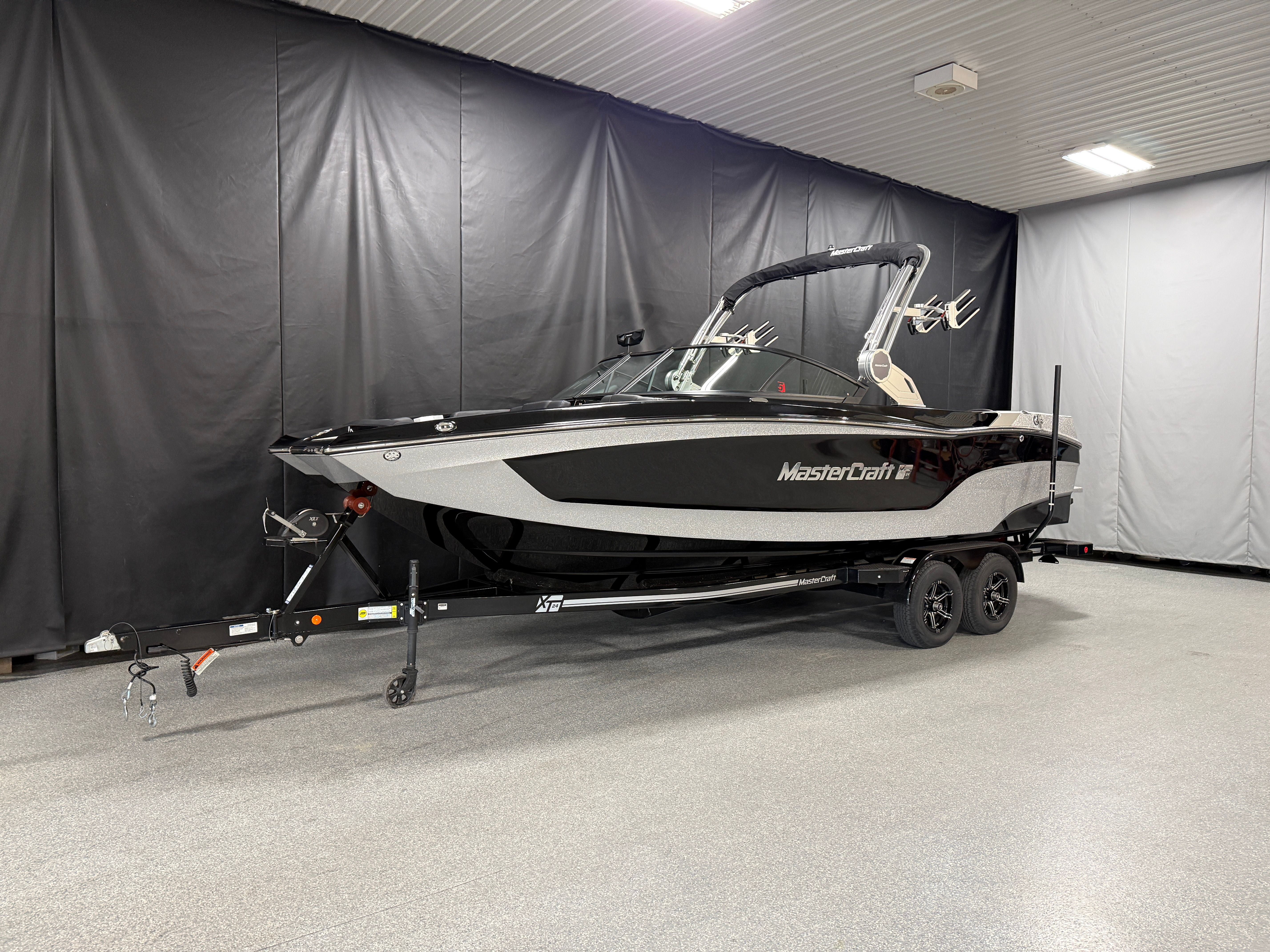 2022 Mastercraft XT24 Image Thumbnail #2