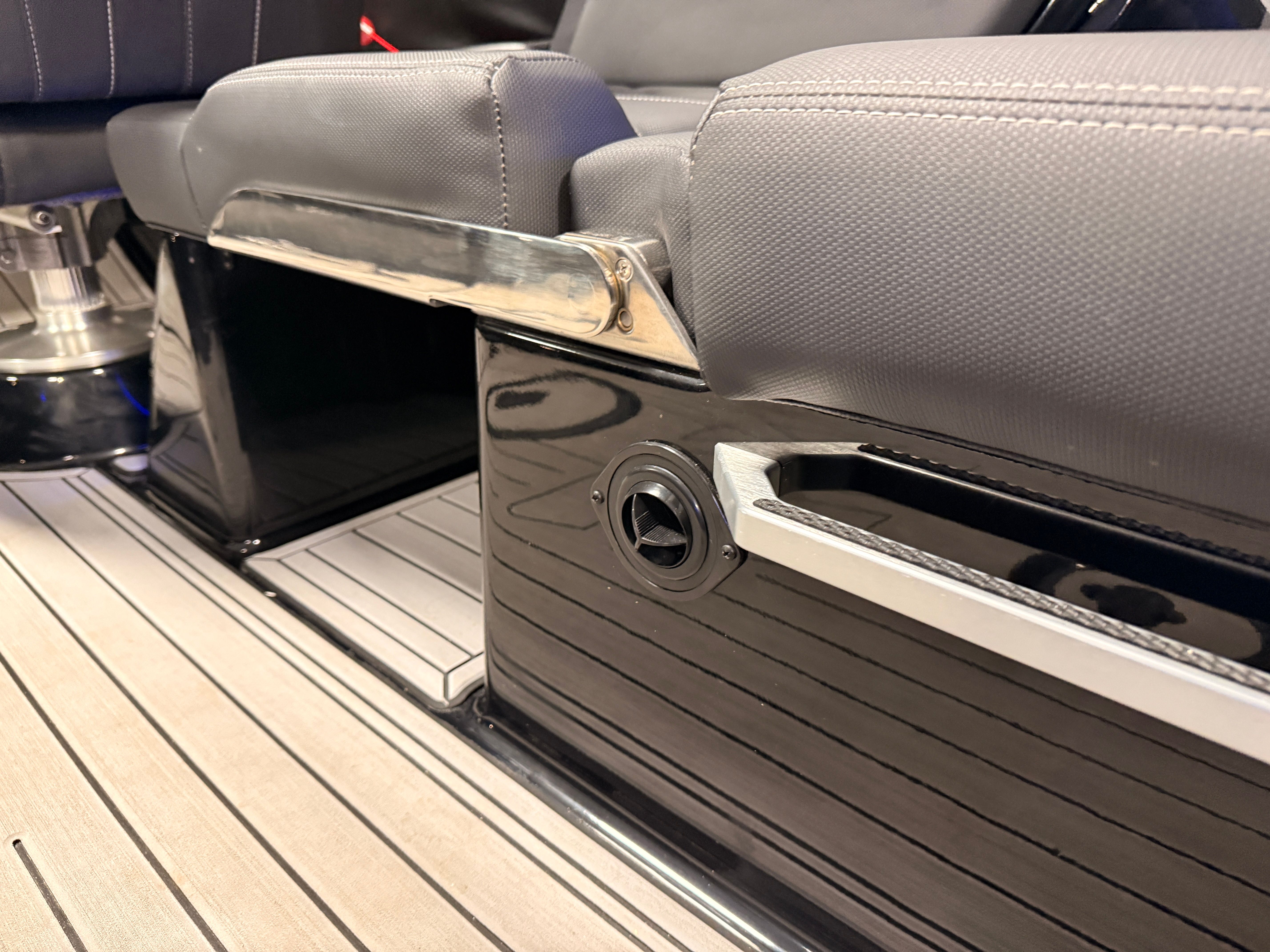 2022 Mastercraft XT24 Image Thumbnail #45