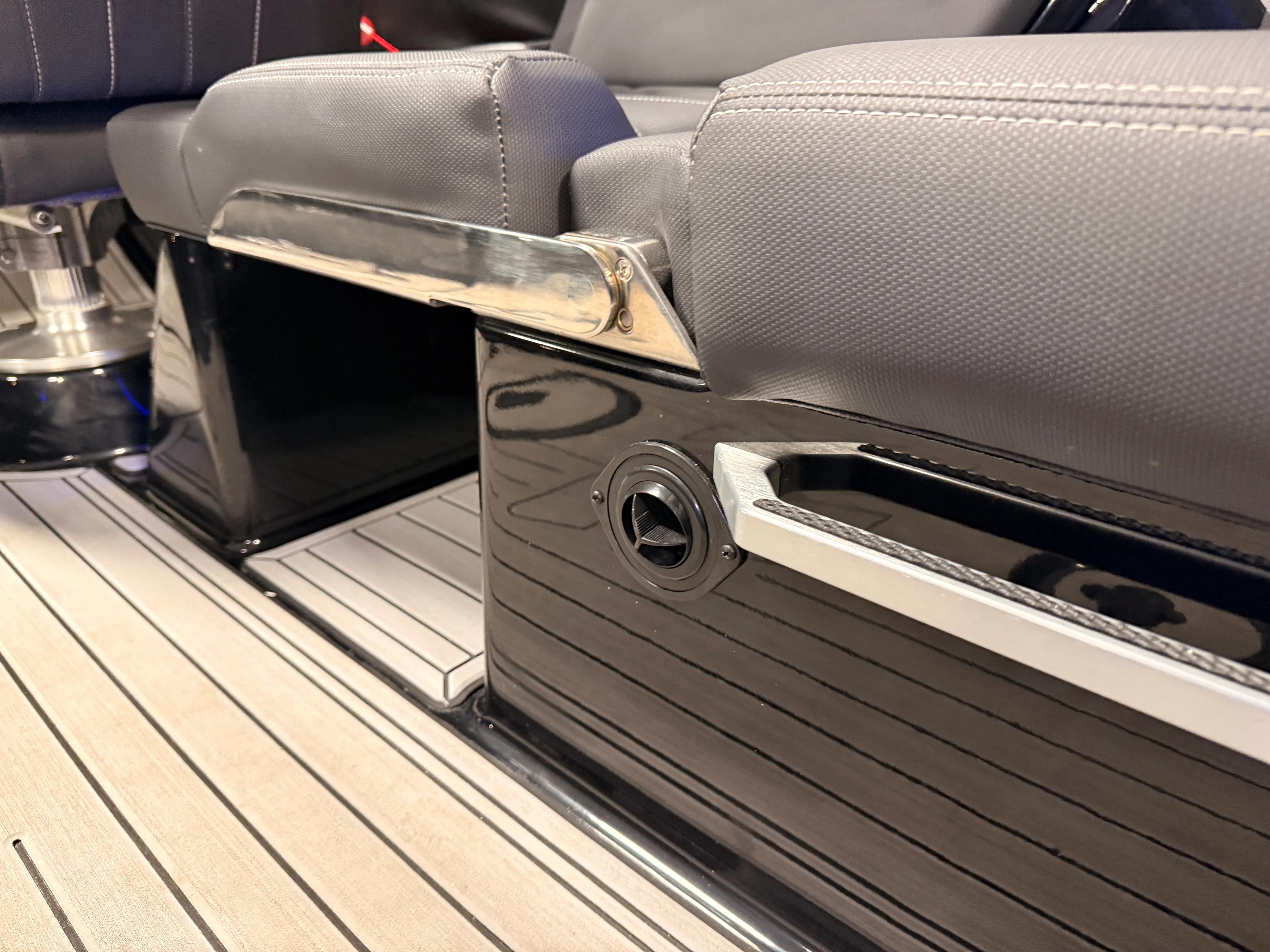 2022 Mastercraft XT24 Image Thumbnail #45