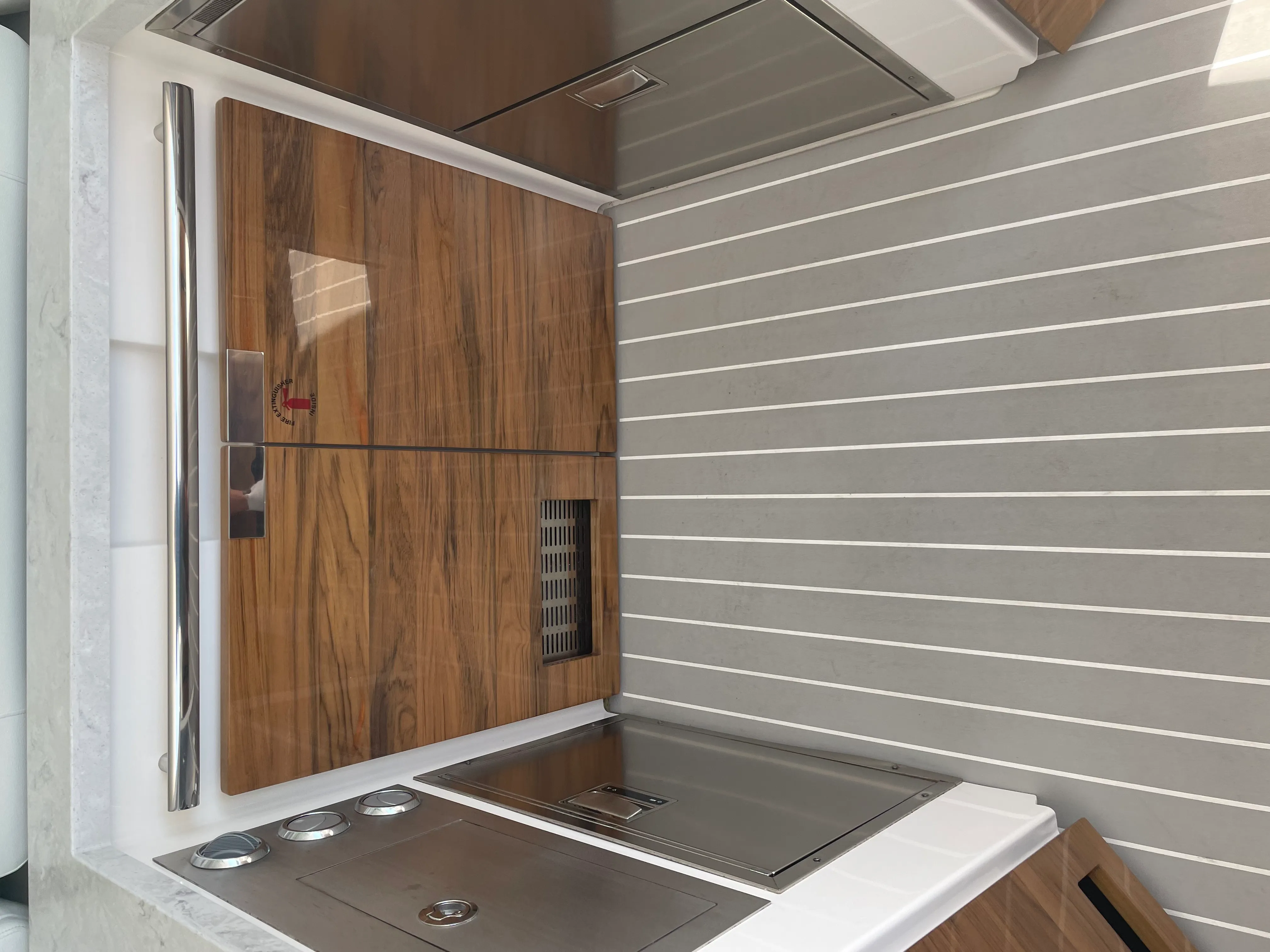 2024 Tiara Yachts 48 LS Image Thumbnail #55