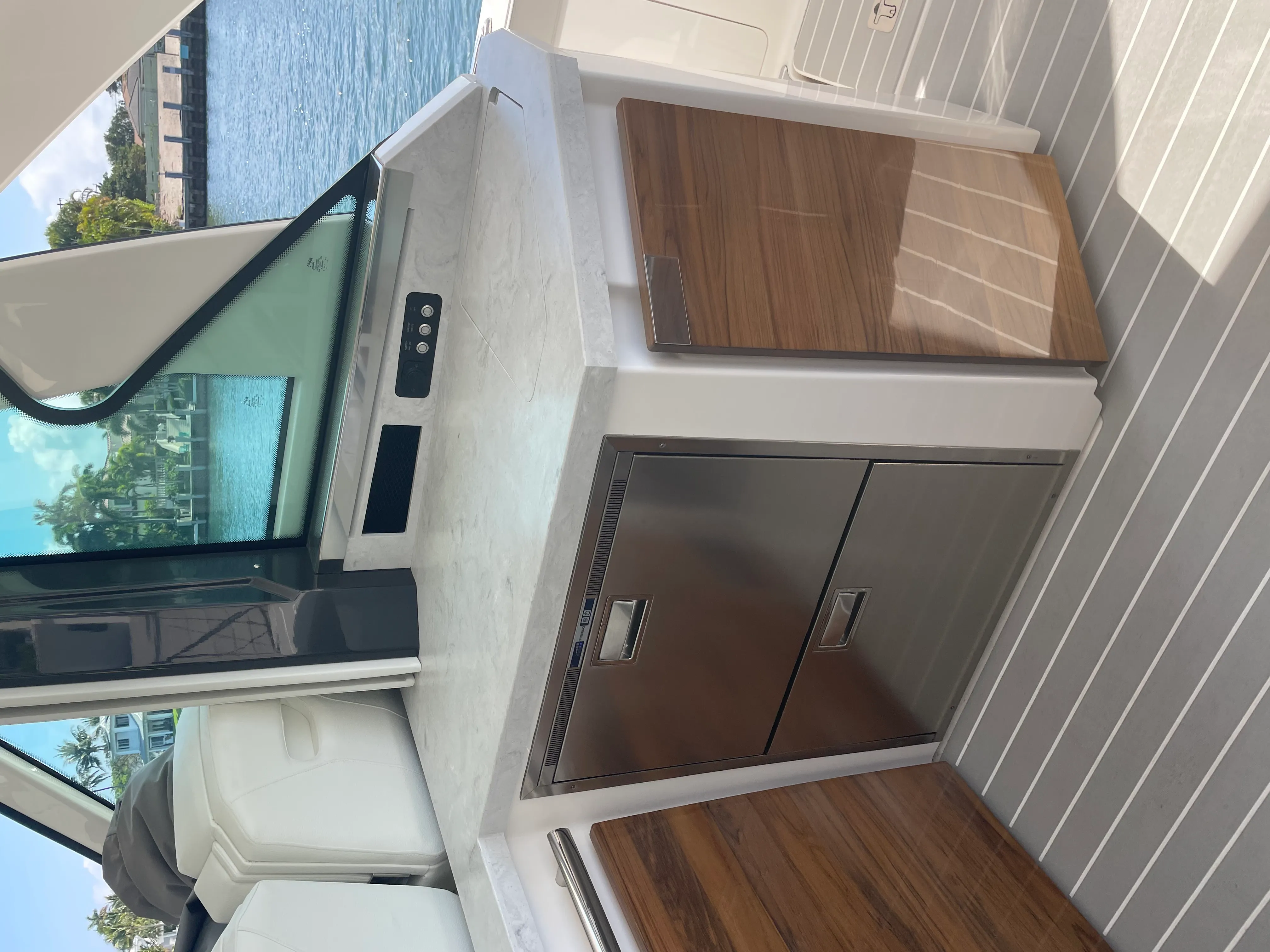 2024 Tiara Yachts 48 LS Image Thumbnail #54