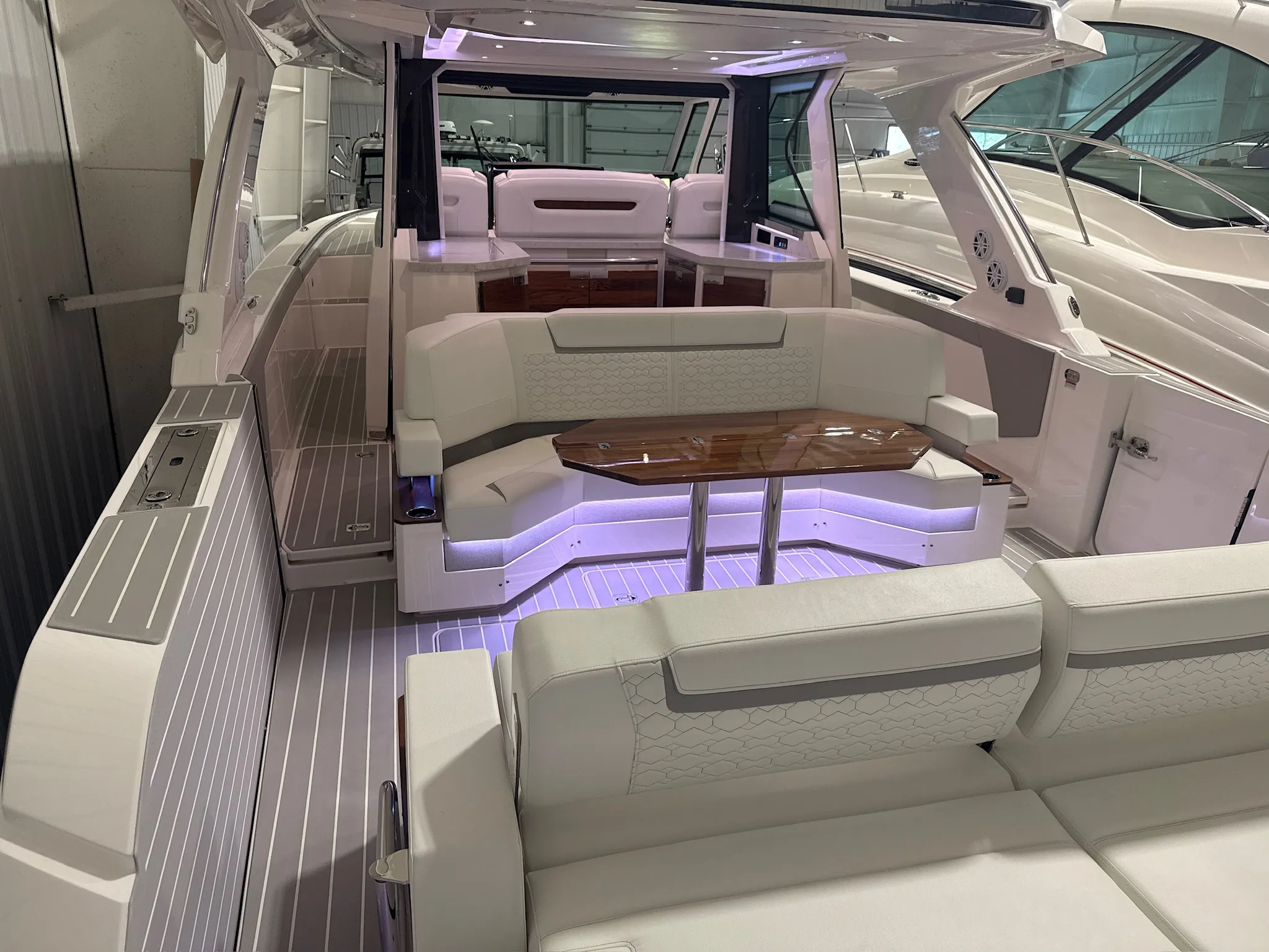 2024 Tiara Yachts 48 LS Image Thumbnail #46